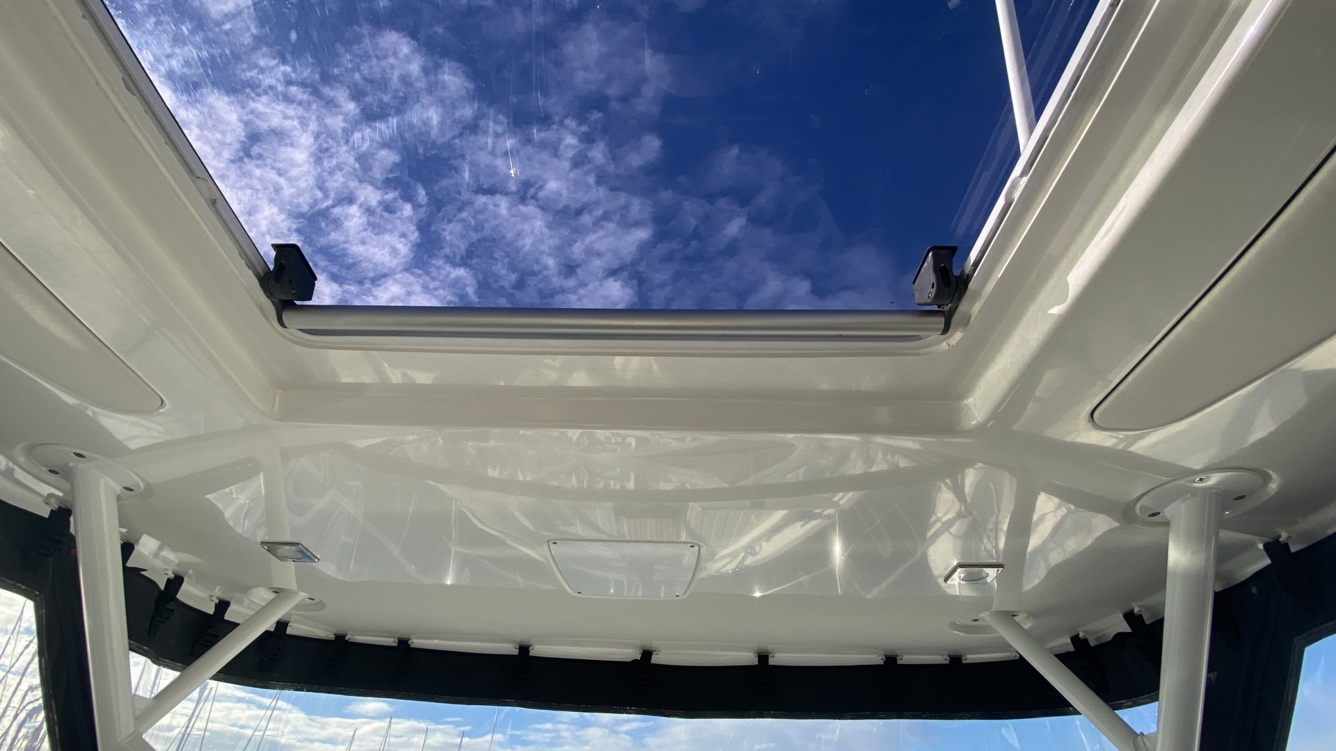 JEANNEAU - CAP CAMARAT 10.5 WA à vendre