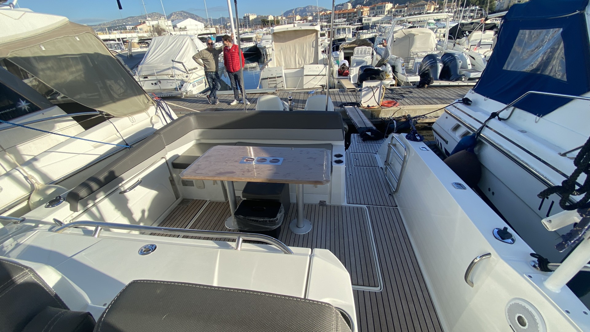 JEANNEAU - CAP CAMARAT 10.5 WA à vendre