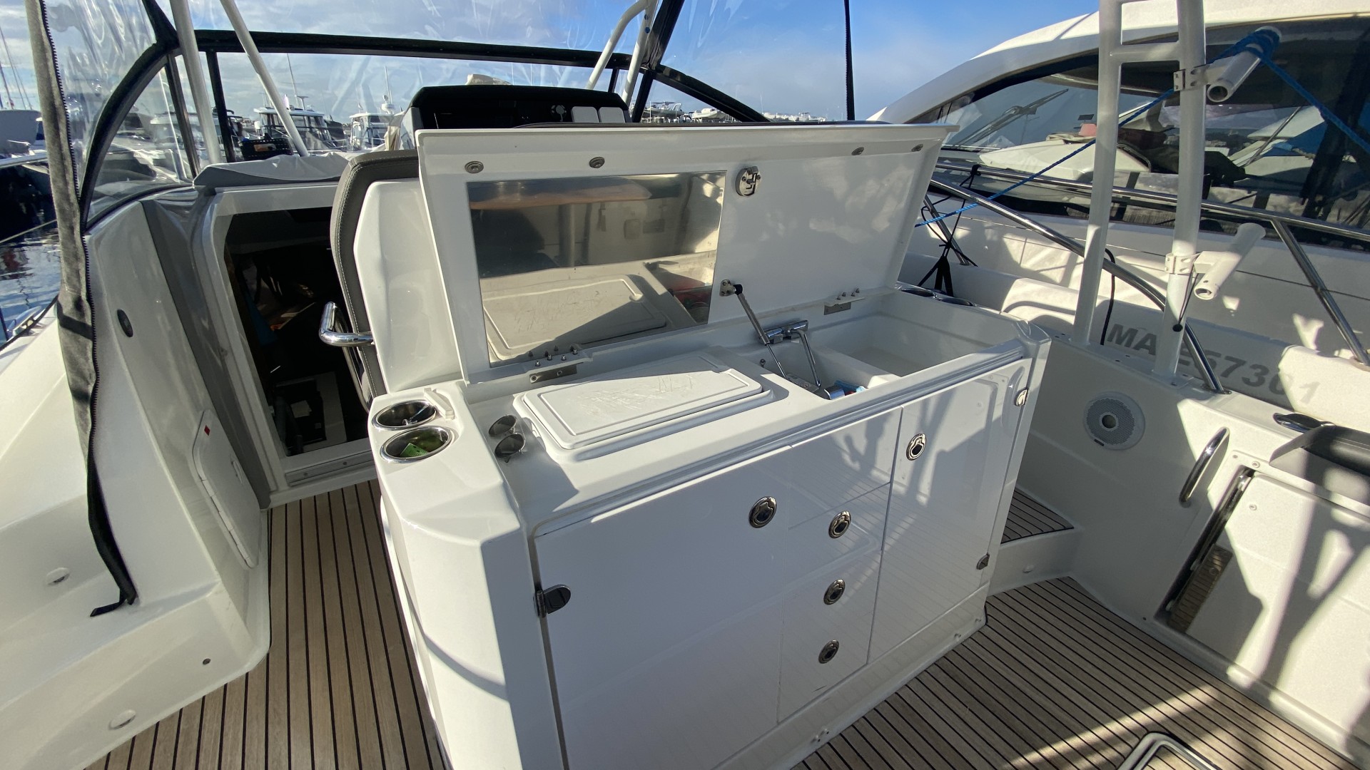 JEANNEAU - CAP CAMARAT 10.5 WA à vendre