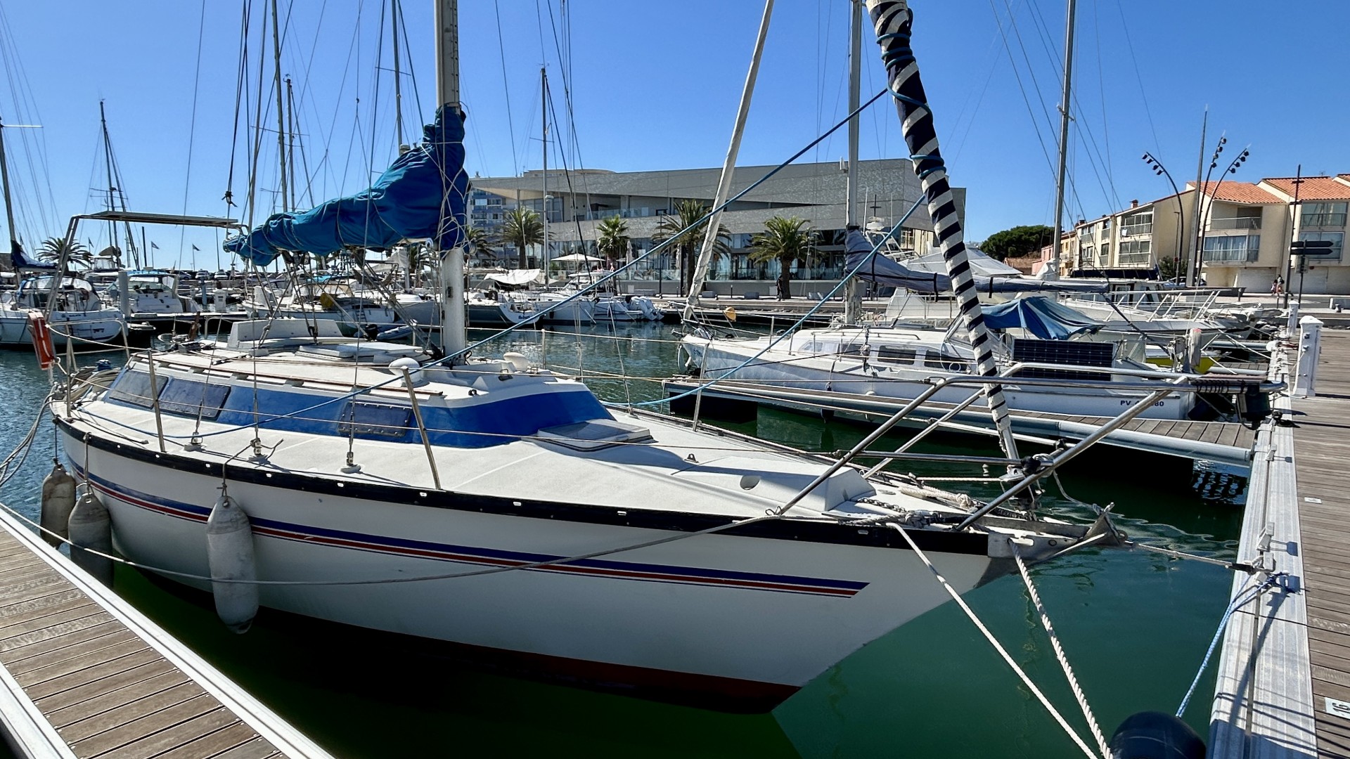DUFOUR - 31 à vendre