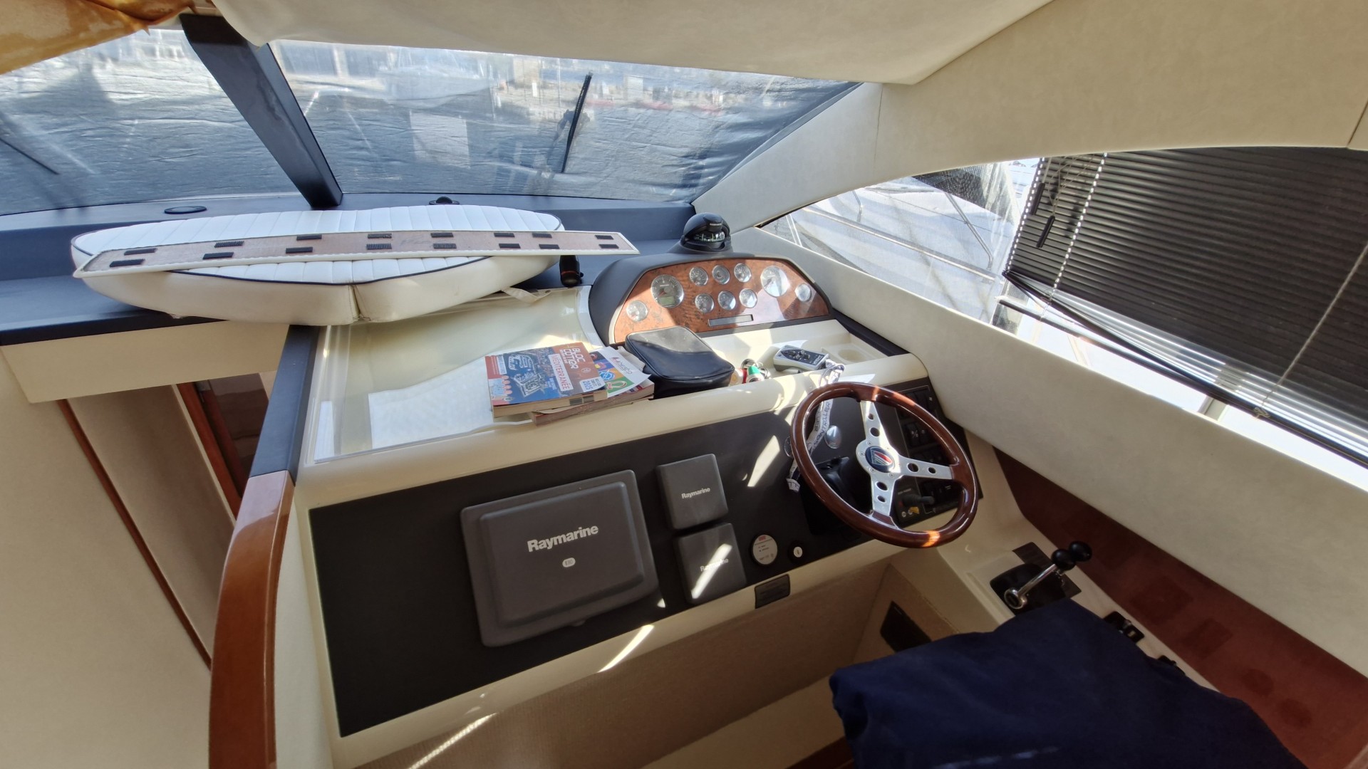 FAIRLINE - PHANTOM 40 à vendre