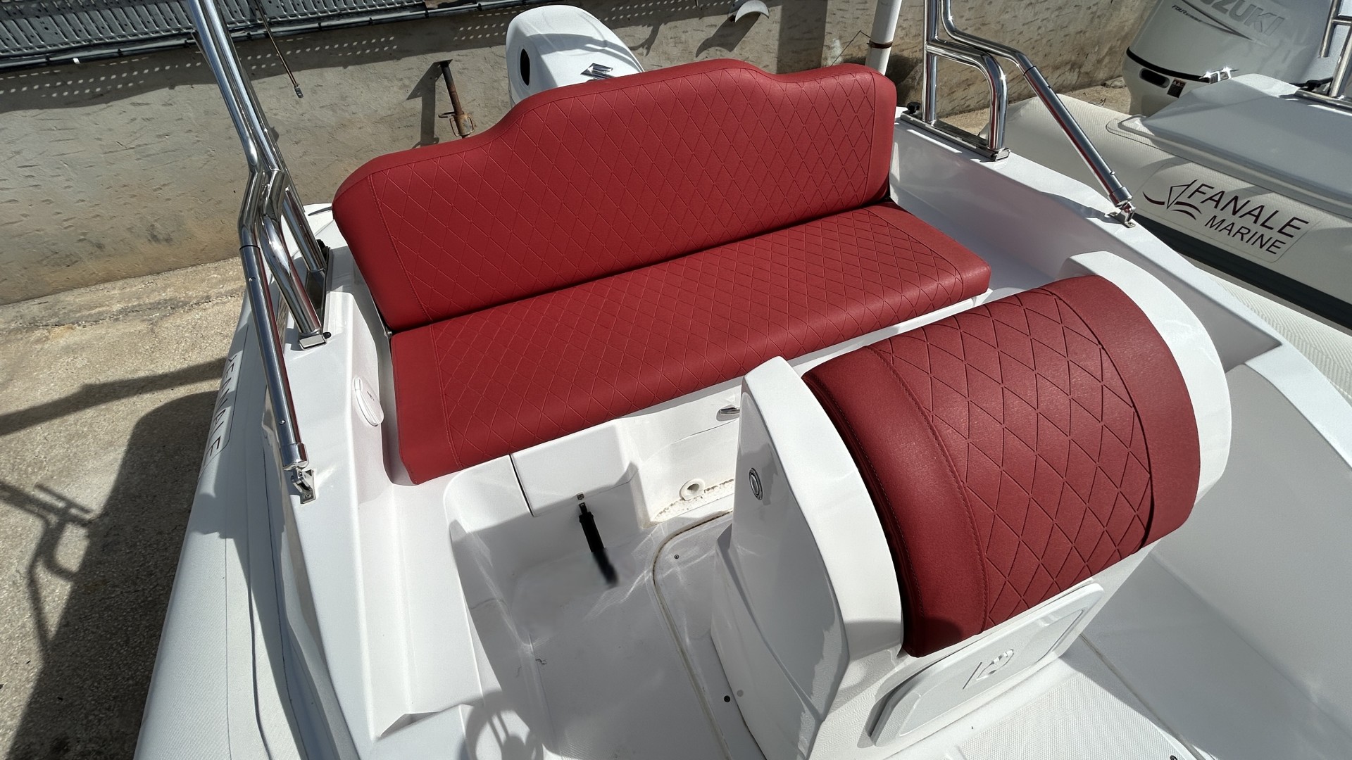 FANALE MARINE - PICHJU 600 à vendre