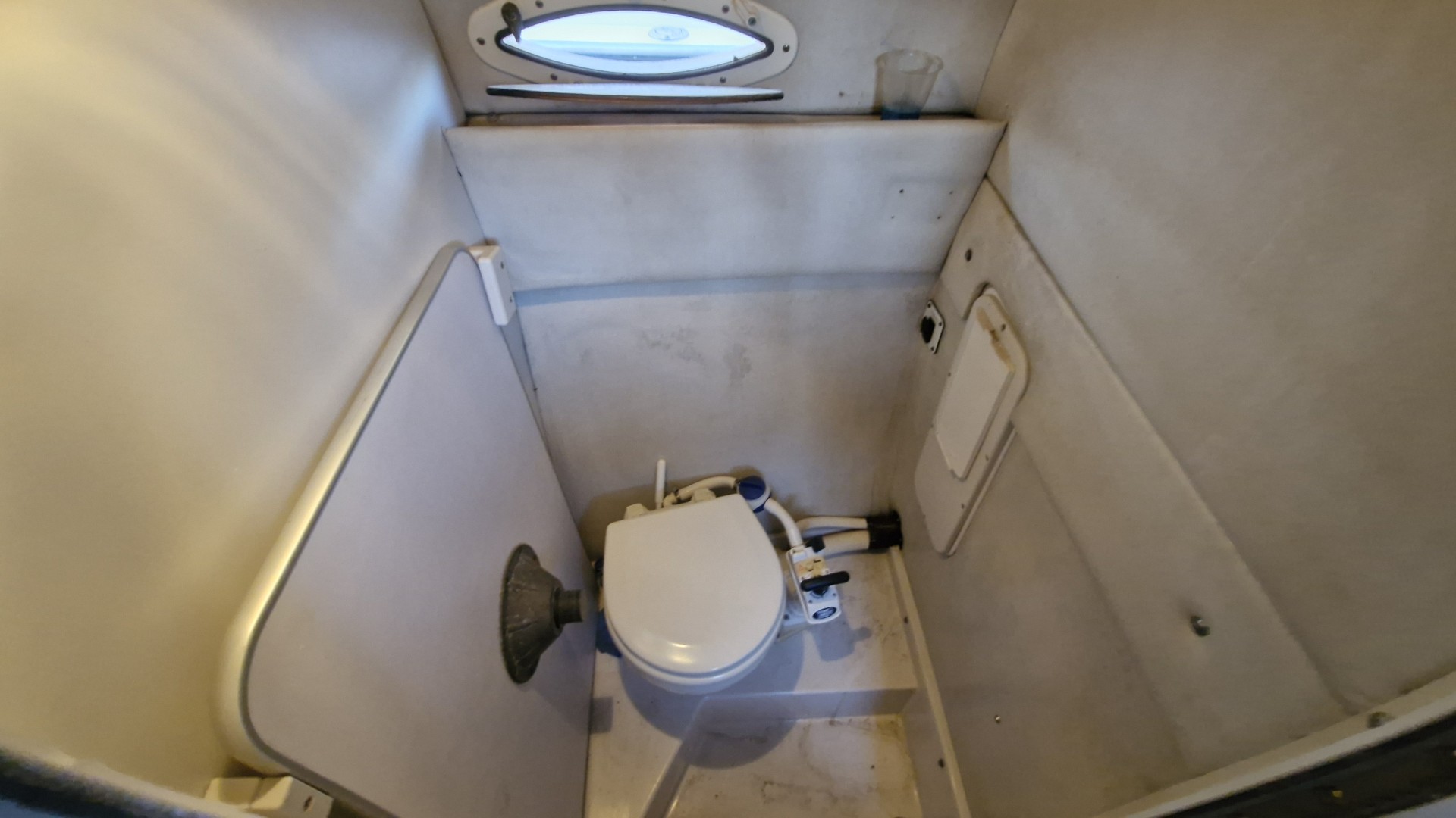 FOUR WINNS - 238 à vendre