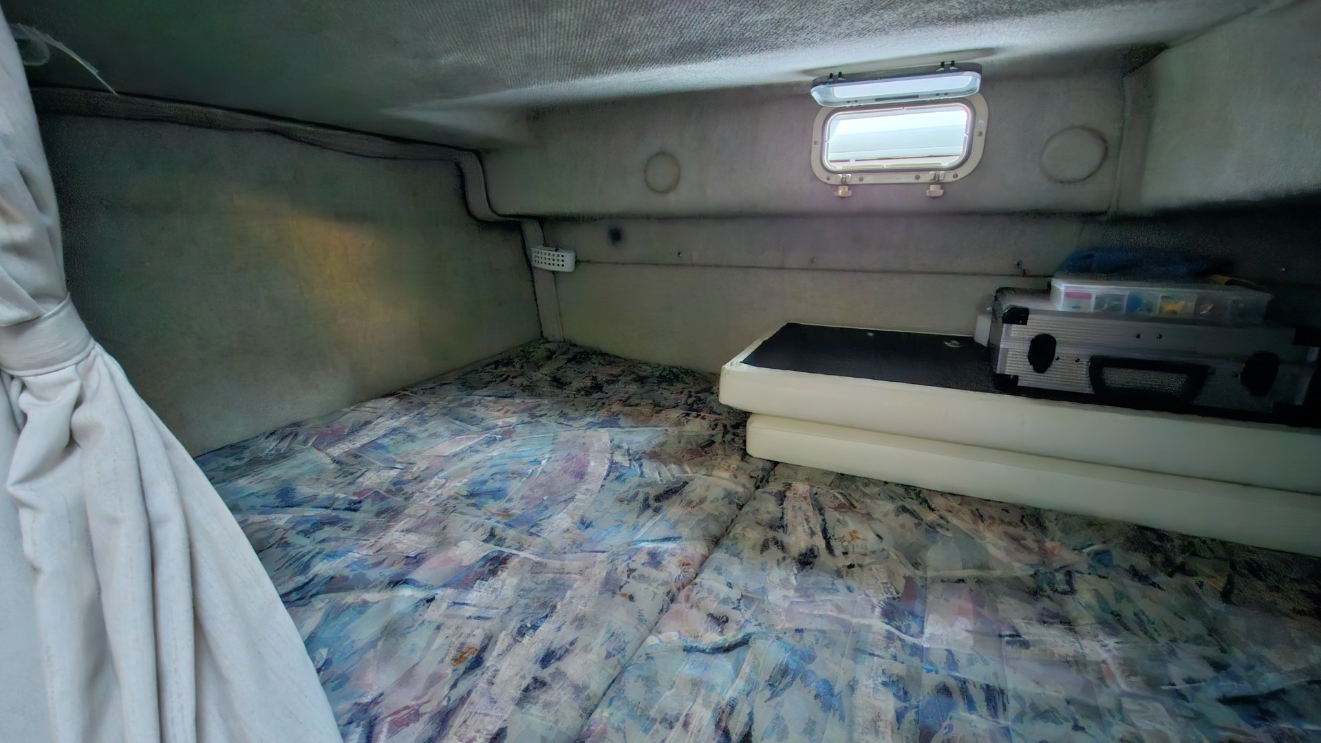 FOUR WINNS - 238 à vendre