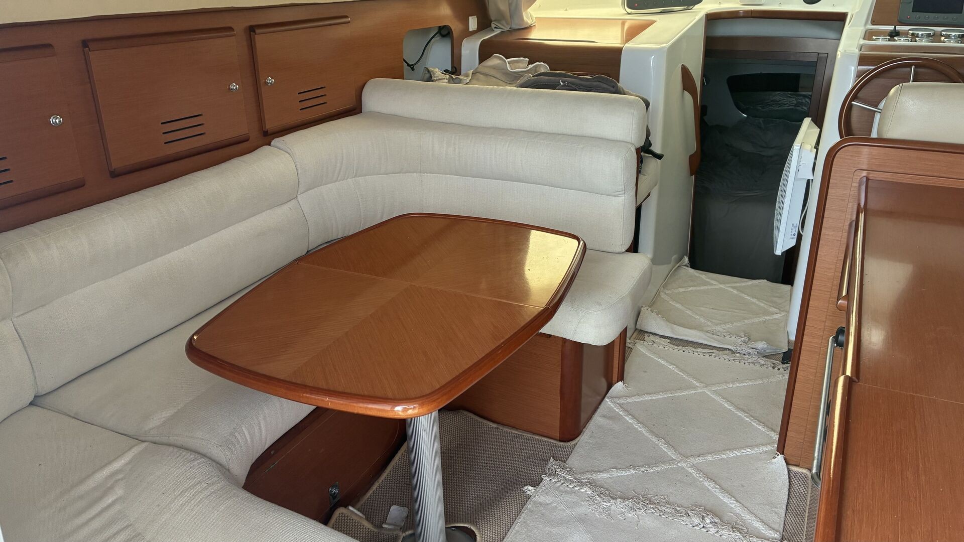 BENETEAU - ANTARES 10.80 à vendre