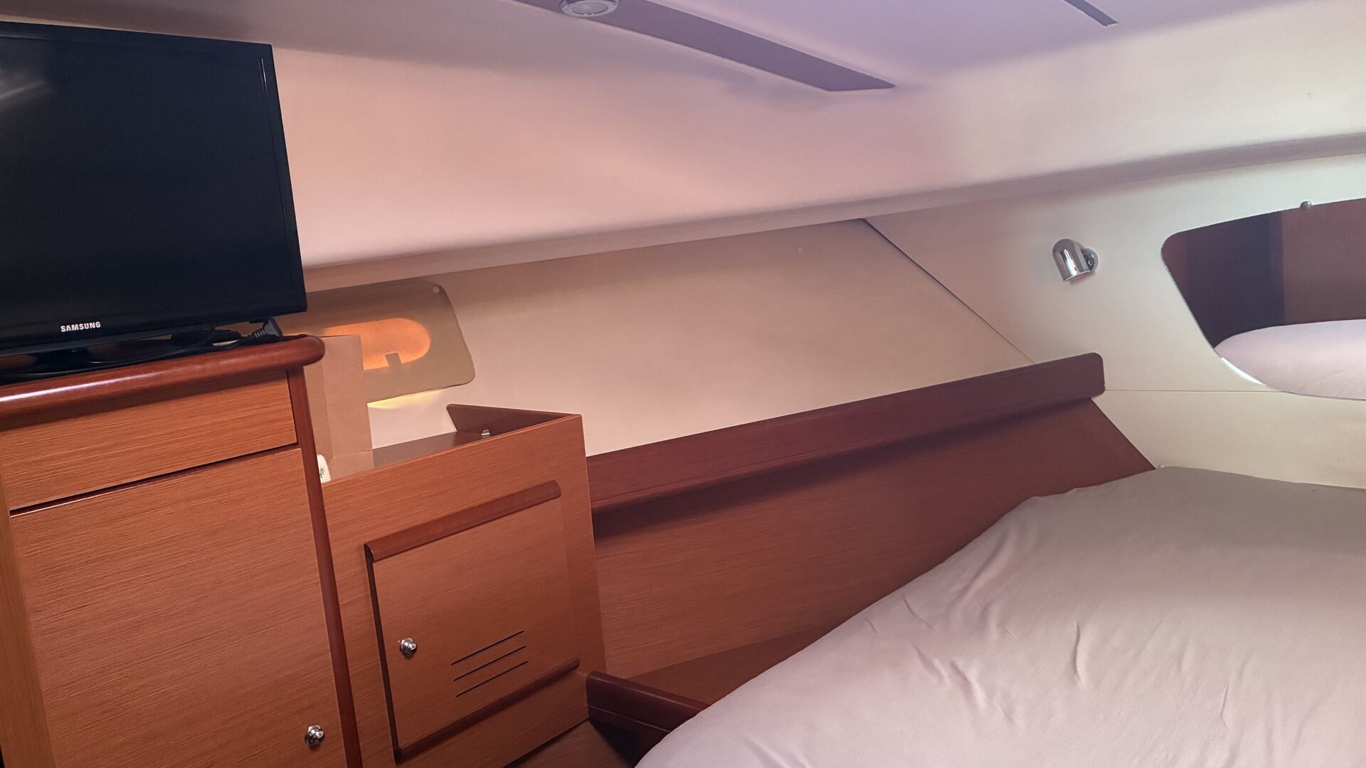 BENETEAU - ANTARES 10.80 à vendre