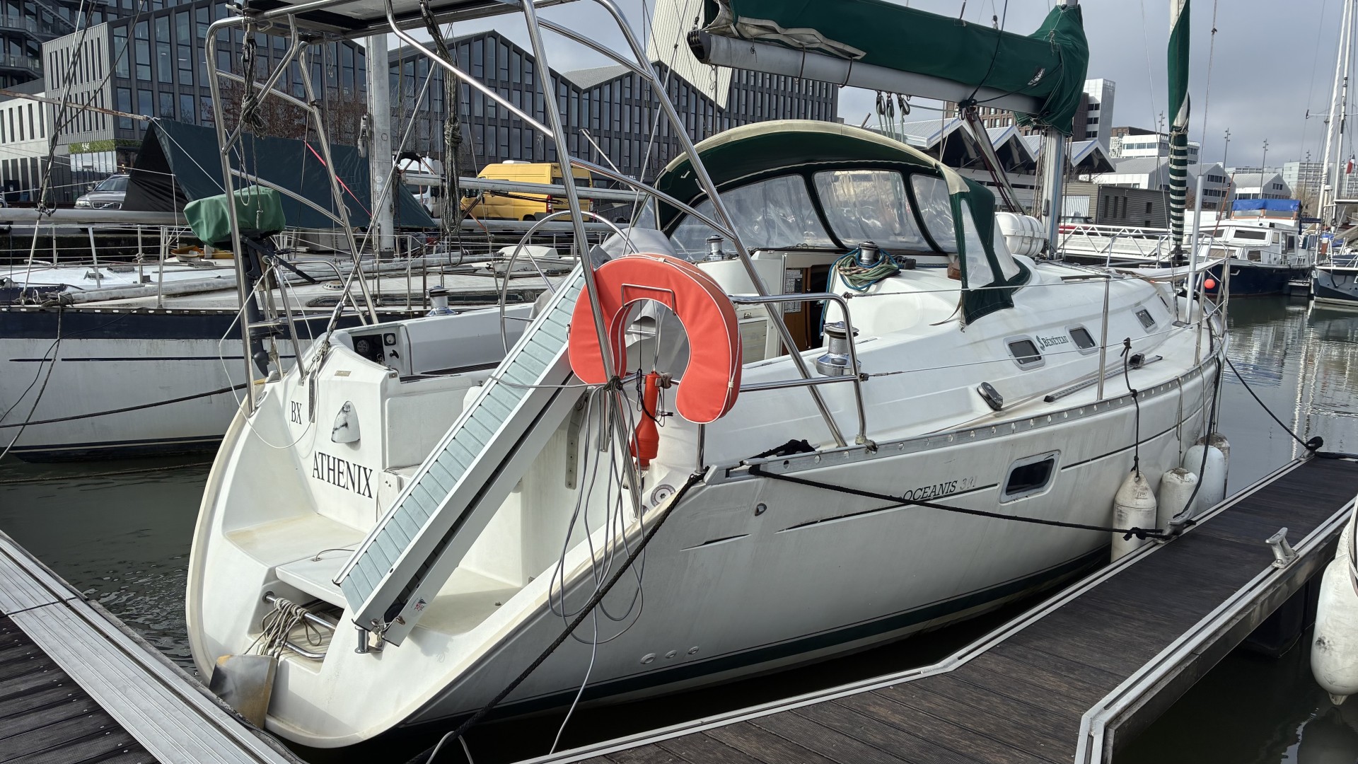 BENETEAU - OCEANIS 381 à vendre