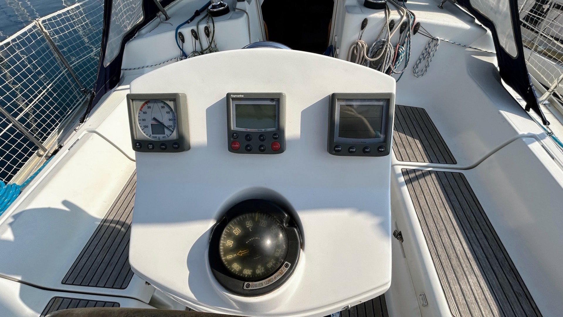 JEANNEAU - SUN ODYSSEY 37 à vendre