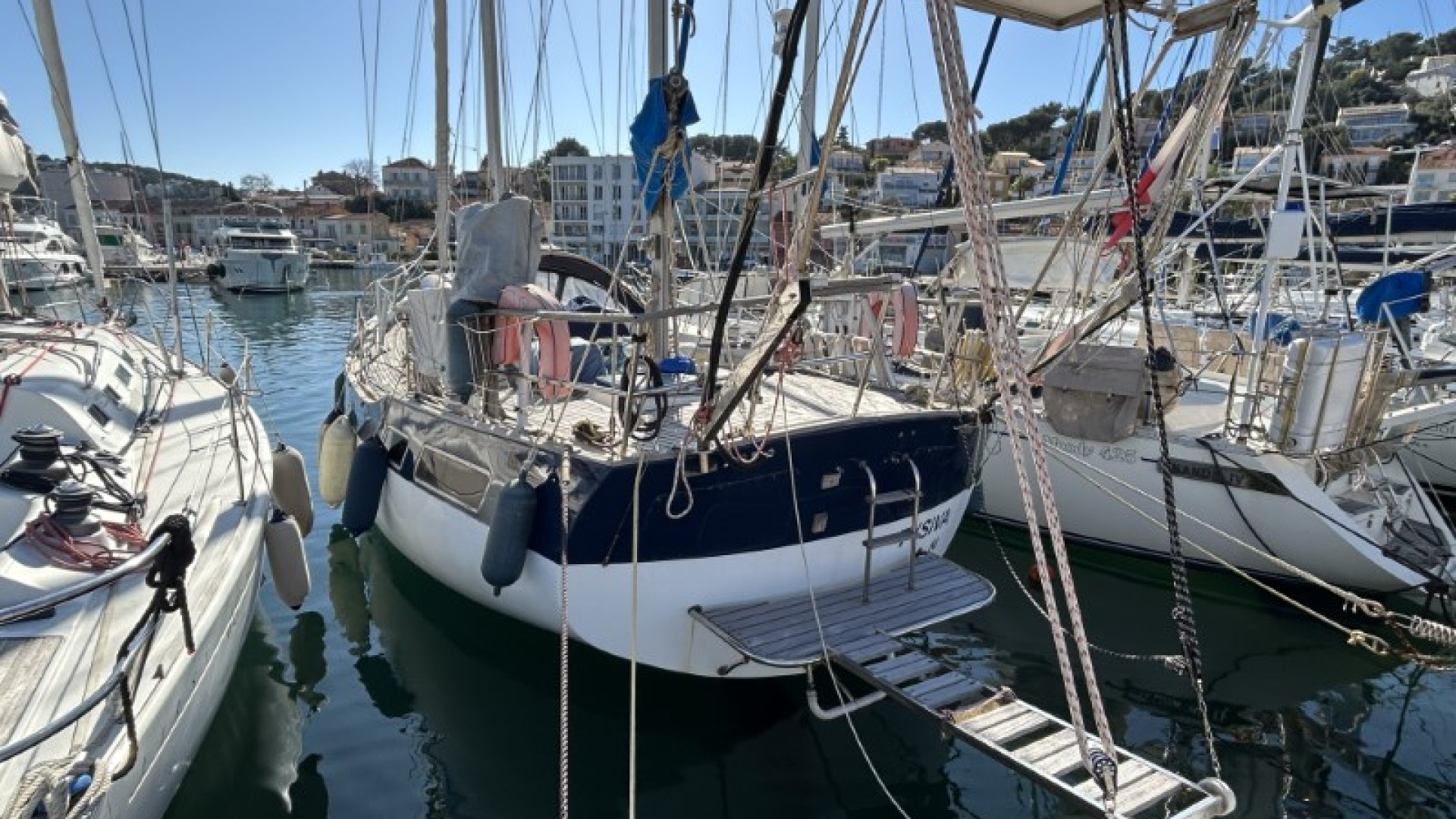 WAUQUIEZ - AMPHITRITE 43 à vendre