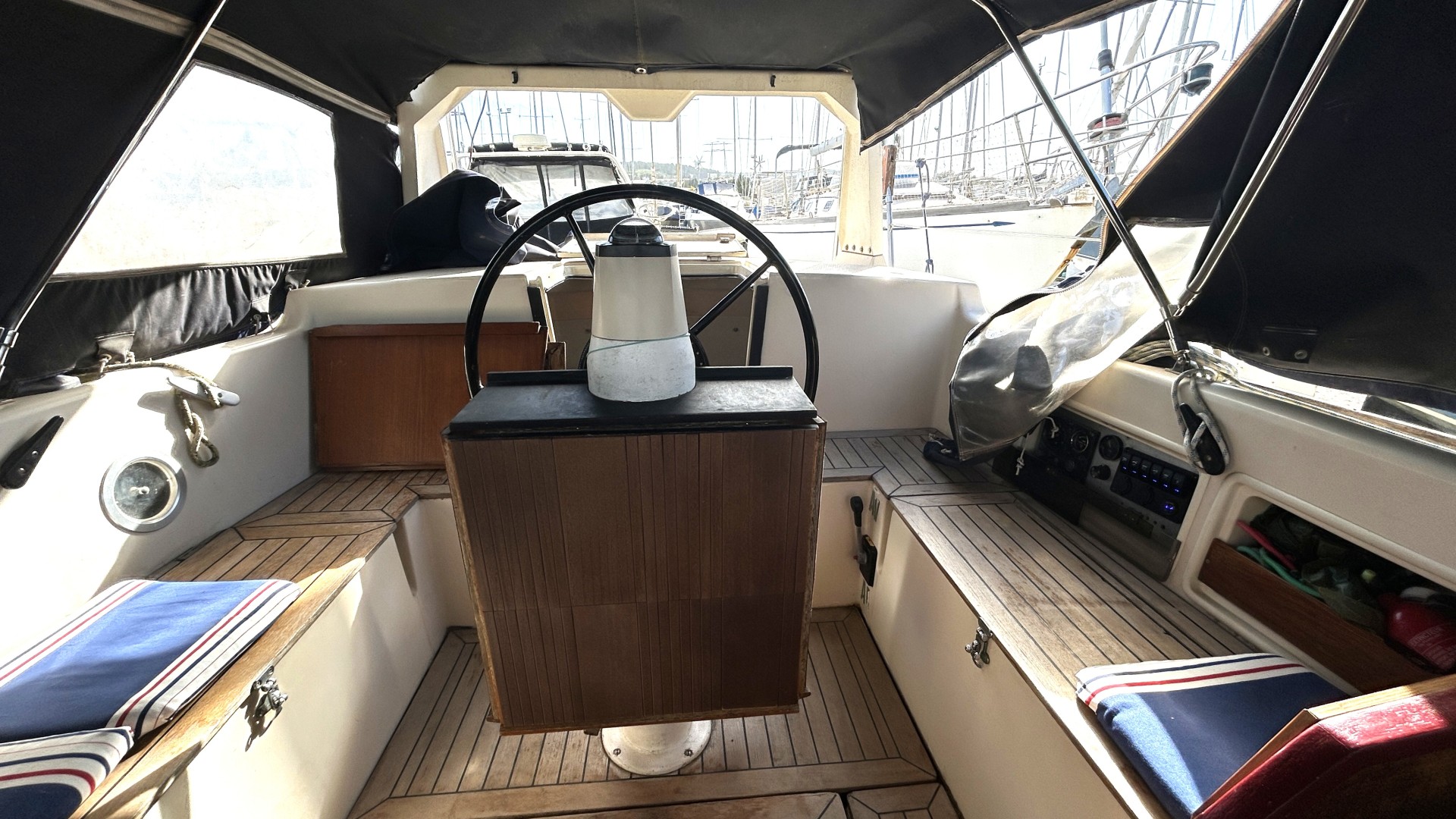 NA BOATS - FUTURA 31 à vendre