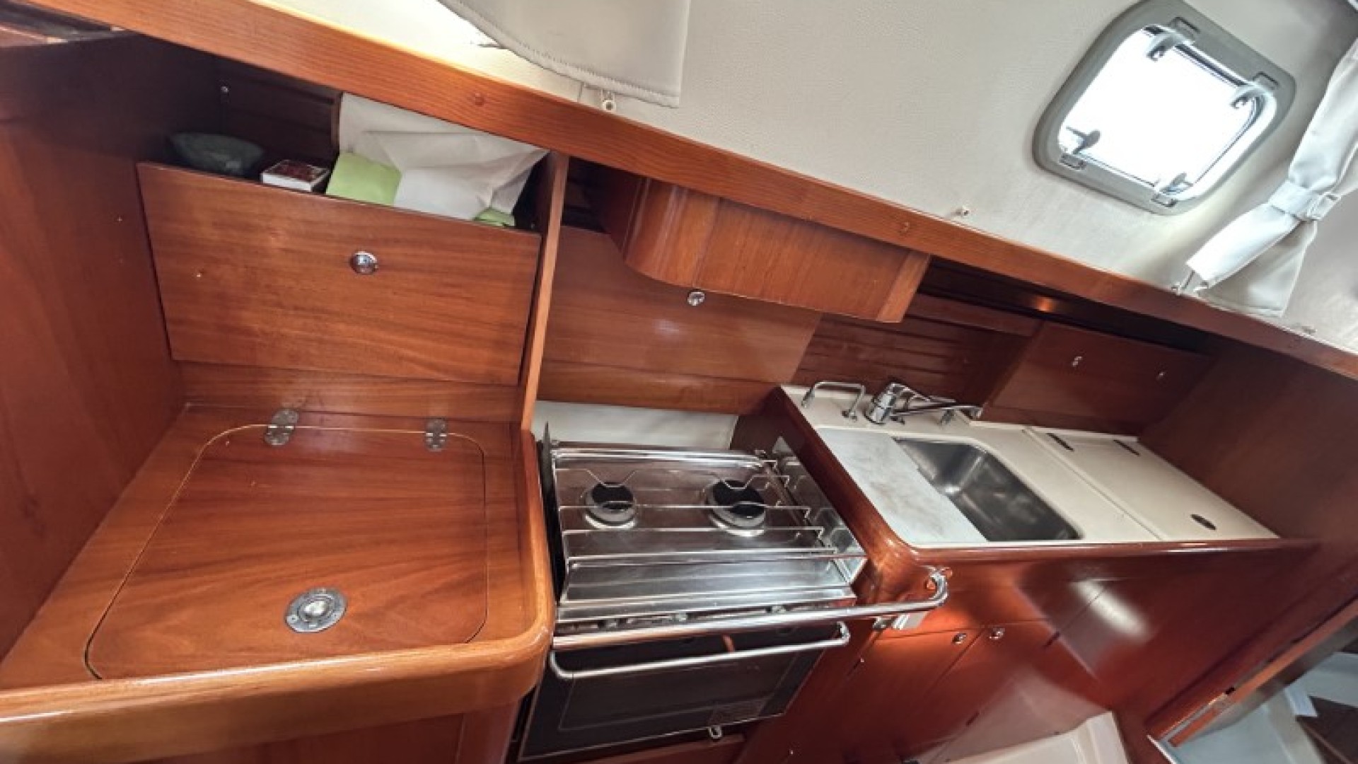 BENETEAU - OCEANIS 44 CC à vendre