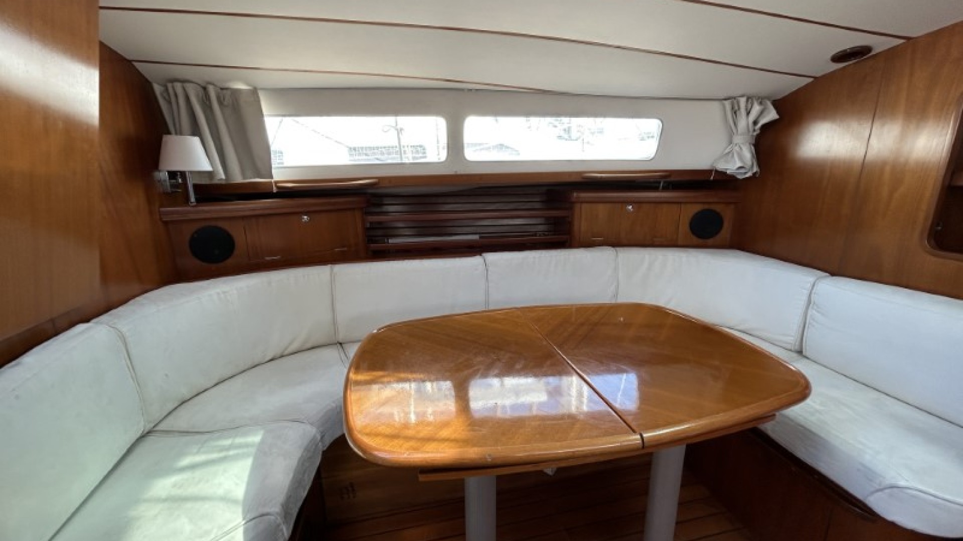 BENETEAU - OCEANIS 44 CC à vendre