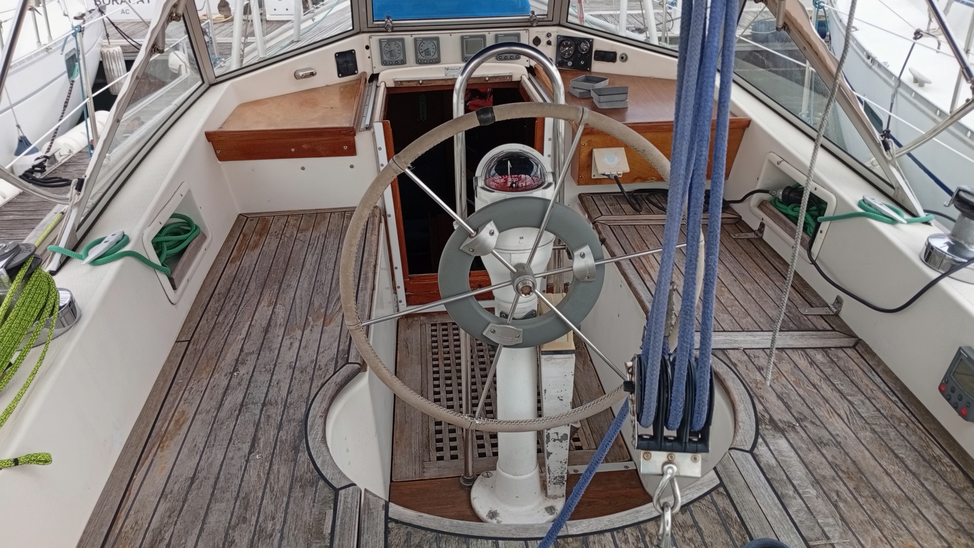 Hallberg-Rassy - 352 à vendre