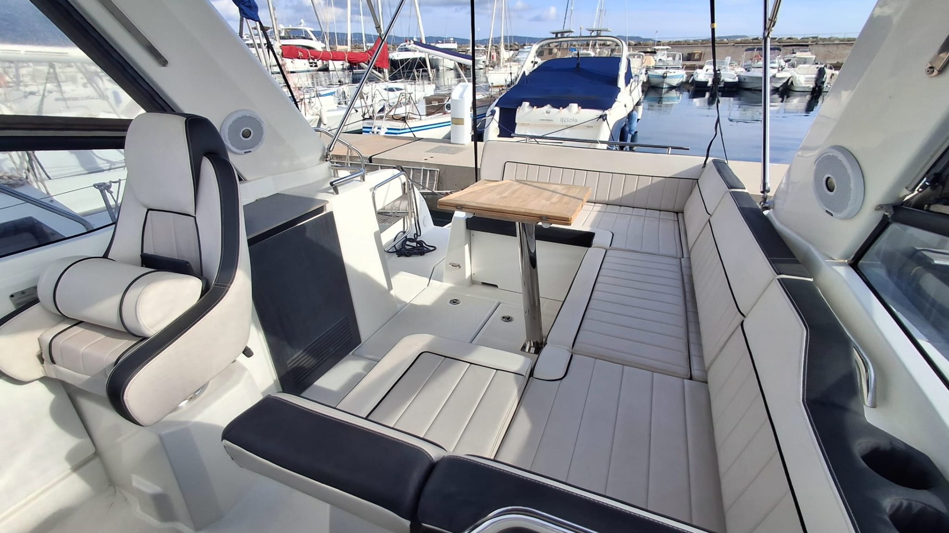 JEANNEAU - LEADER 30 à vendre