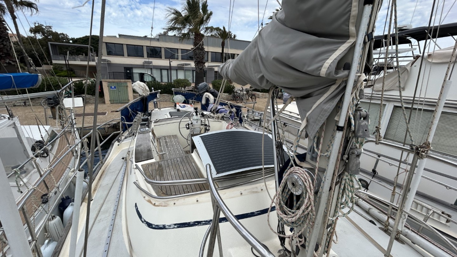 WAUQUIEZ - AMPHORA à vendre