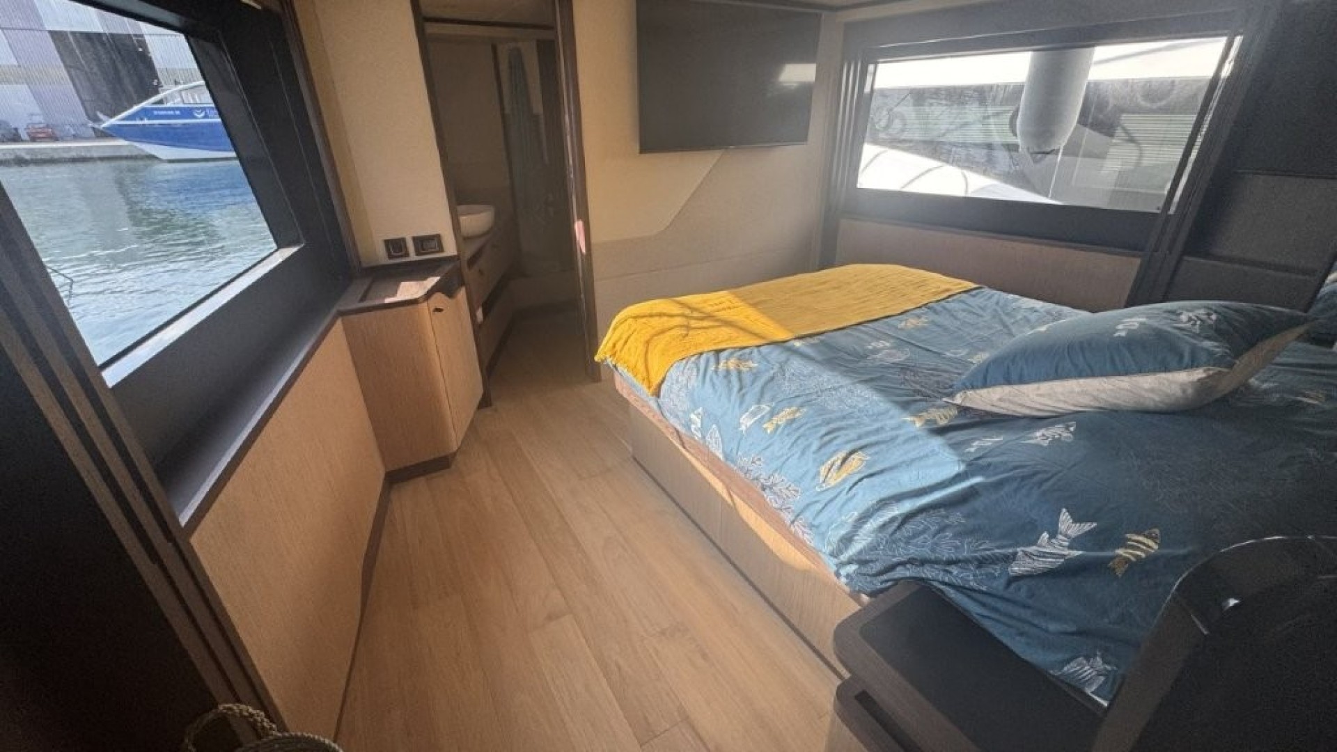 ABSOLUTE - 52 FLY à vendre