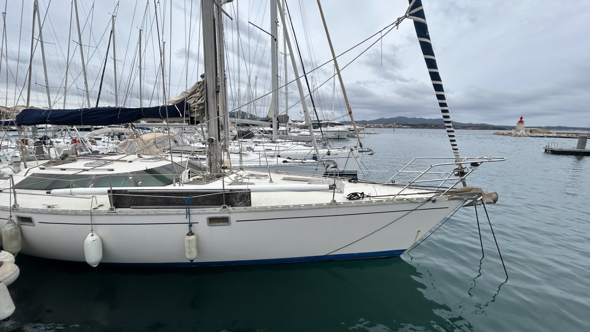 JEANNEAU - TRINIDAD 48 à vendre