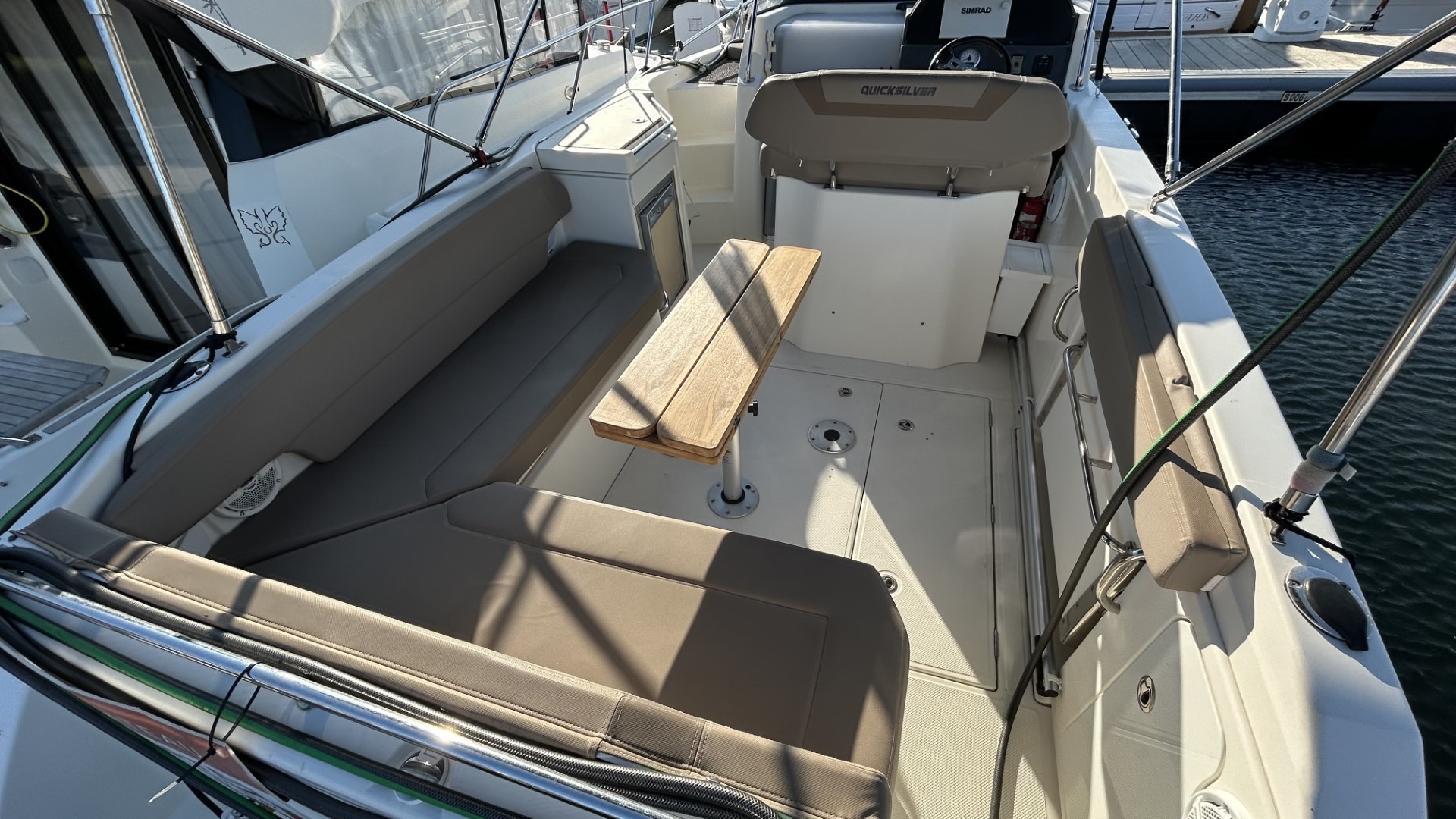 QUICKSILVER - ACTIV 805 SUN DECK à vendre