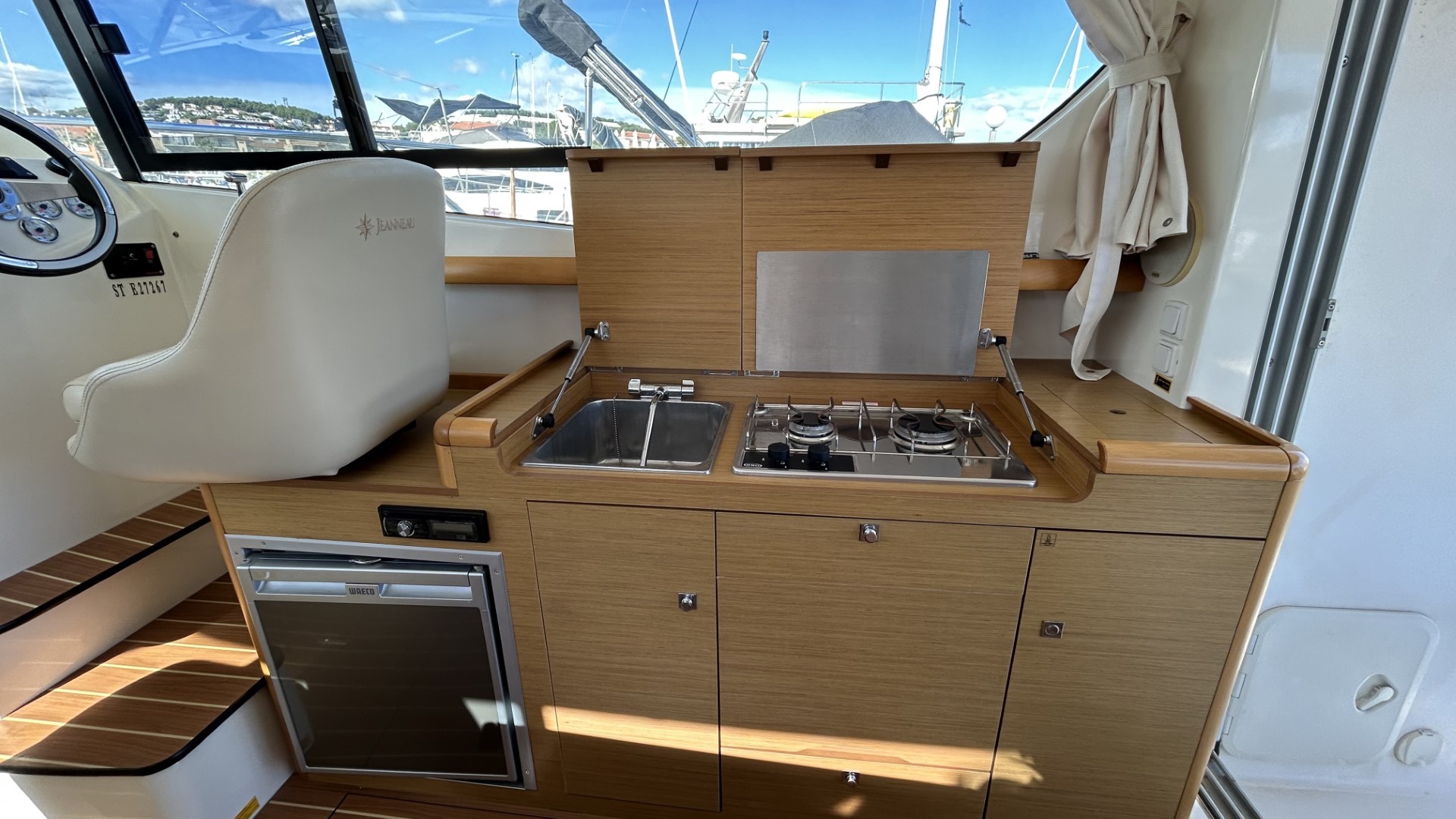 JEANNEAU - MERRY FISHER 10 à vendre