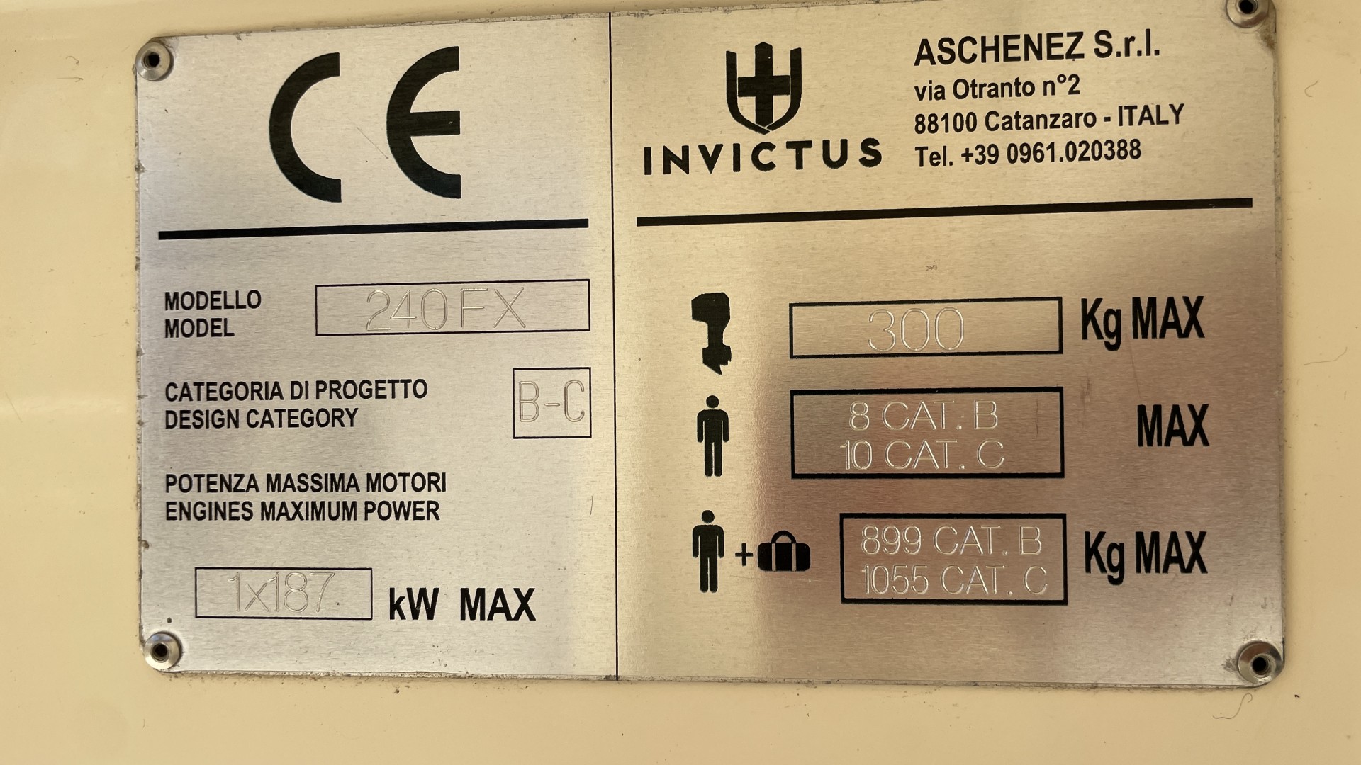 INVICTUS - FX 240 à vendre