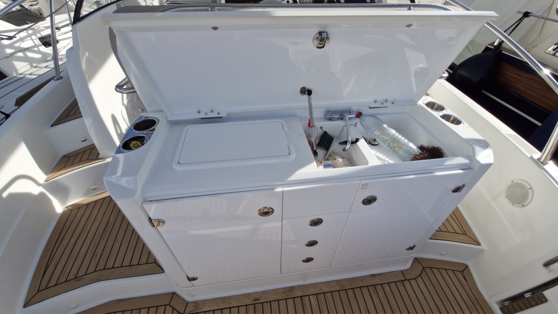 JEANNEAU - CAP CAMARAT 10.5 WA à vendre