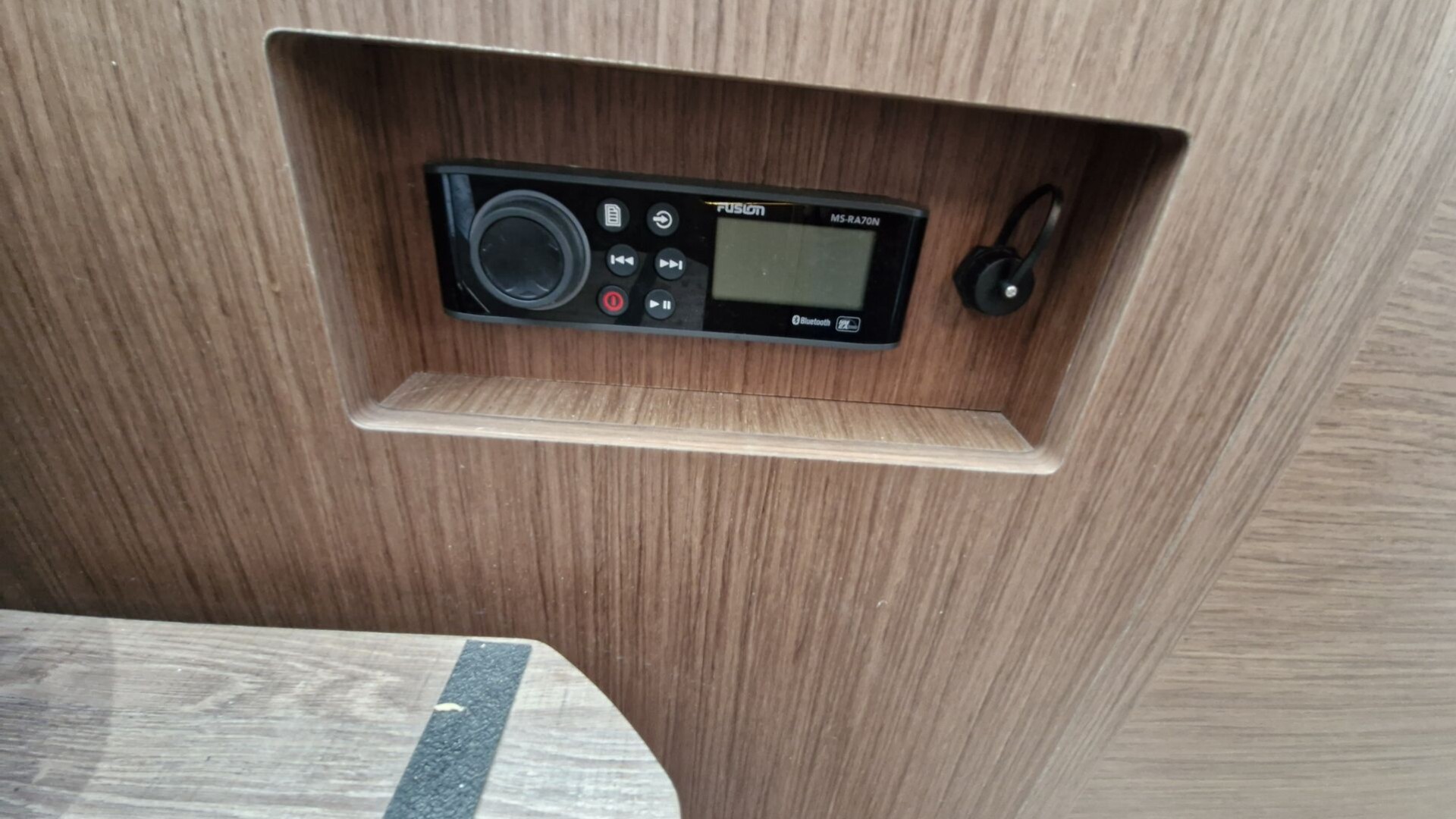 JEANNEAU - CAP CAMARAT 10.5 WA à vendre