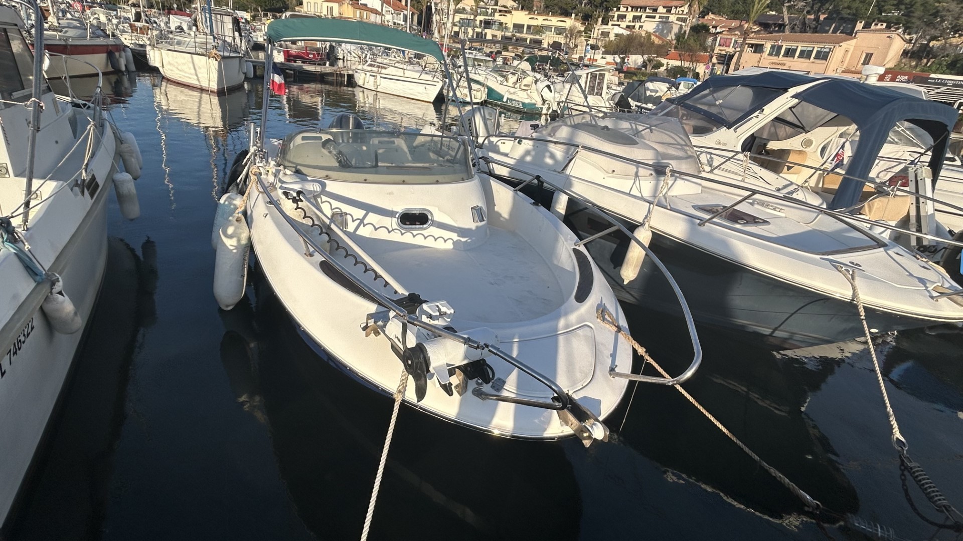 JEANNEAU - CAP CAMARAT 625 WA à vendre