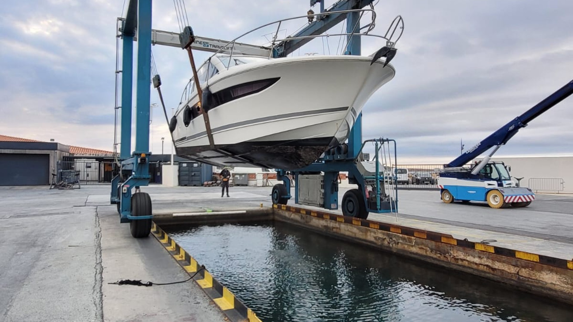 JEANNEAU - LEADER 10 à vendre