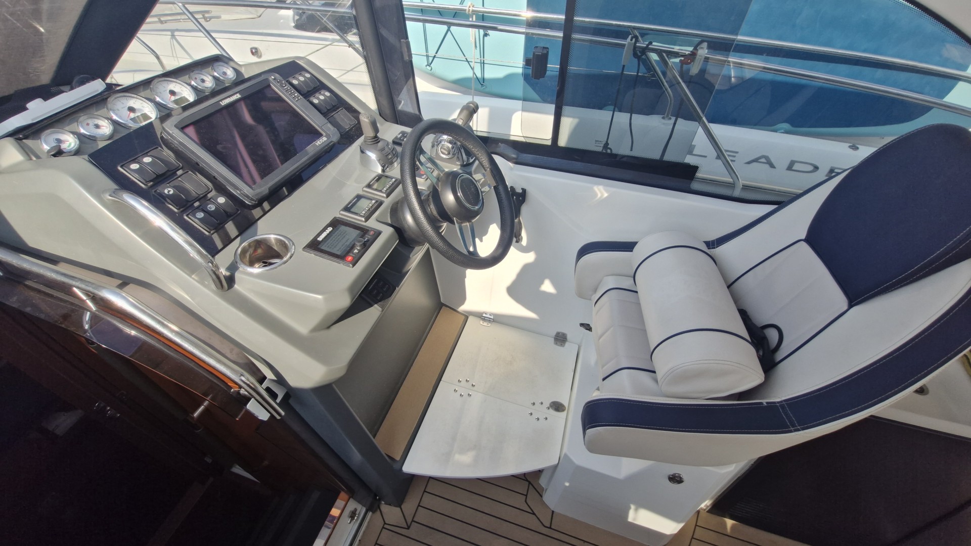 JEANNEAU - LEADER 33 à vendre