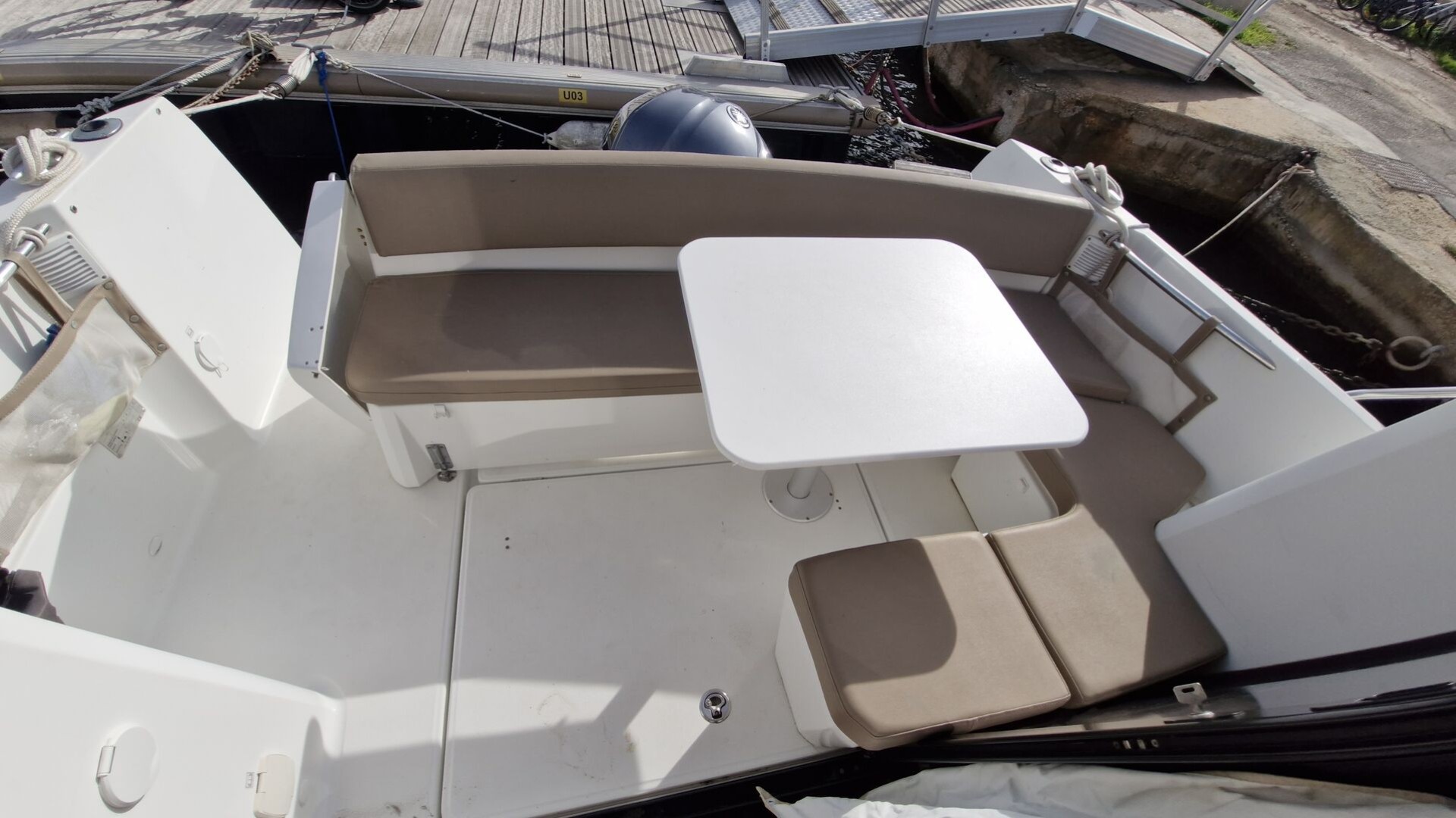 JEANNEAU - MERRY FISHER 855 à vendre