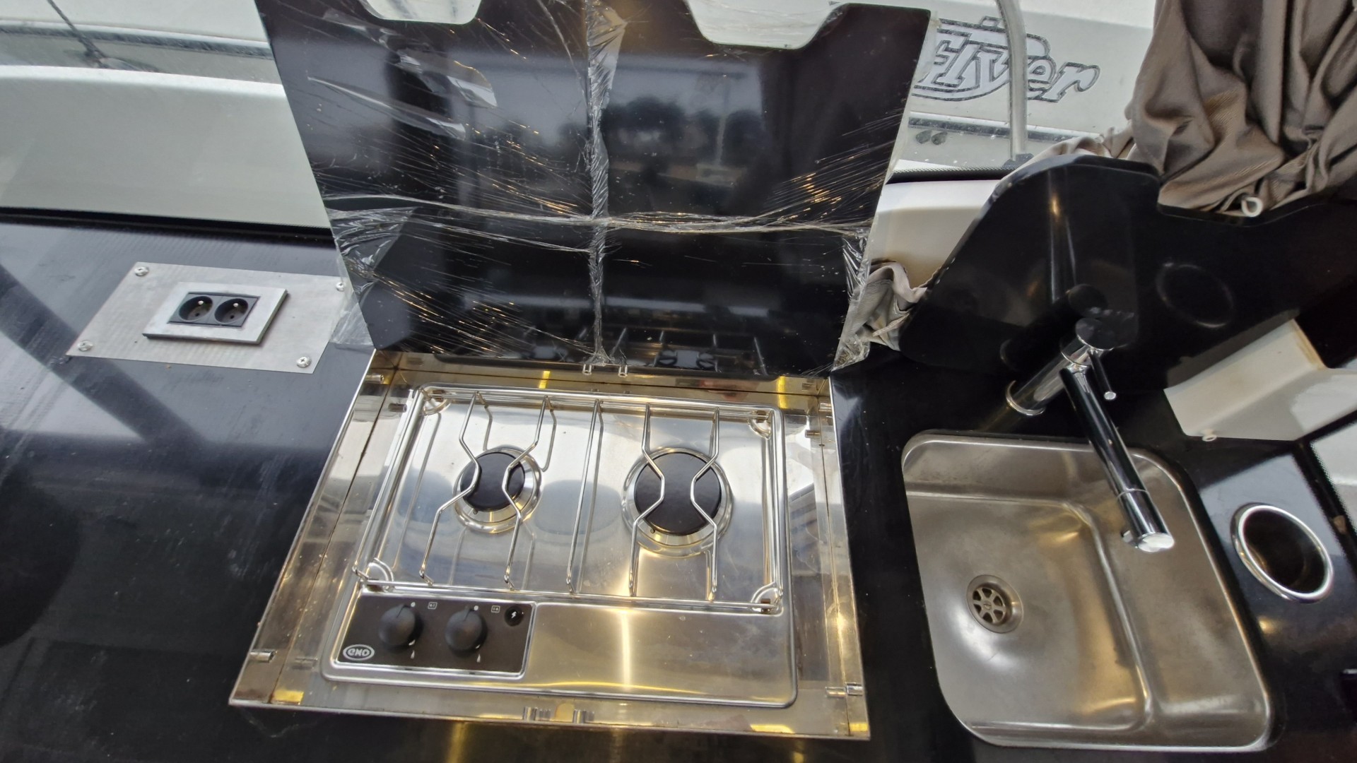 JEANNEAU - MERRY FISHER 10.95 à vendre