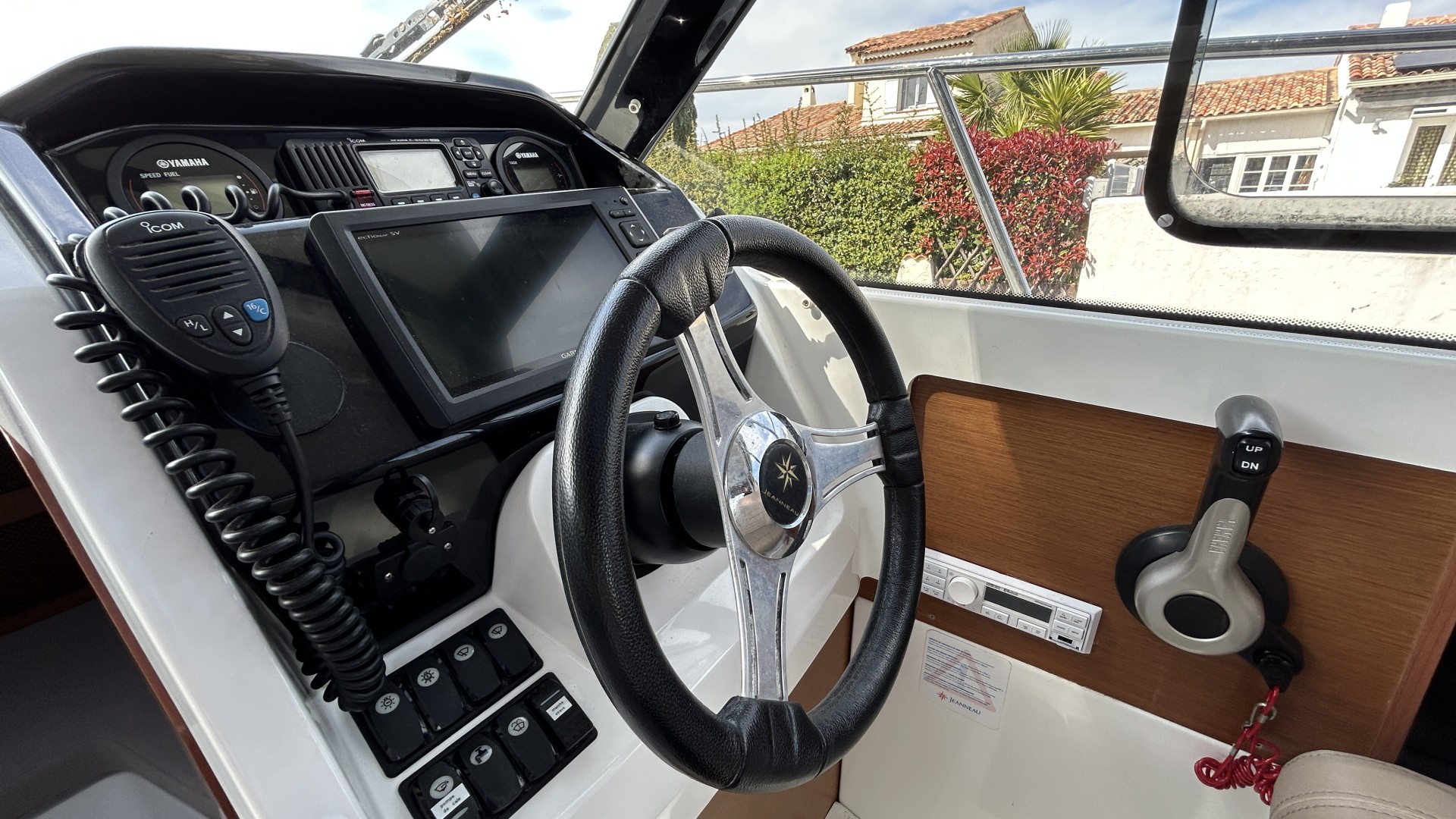 JEANNEAU - MERRY FISHER 695 à vendre