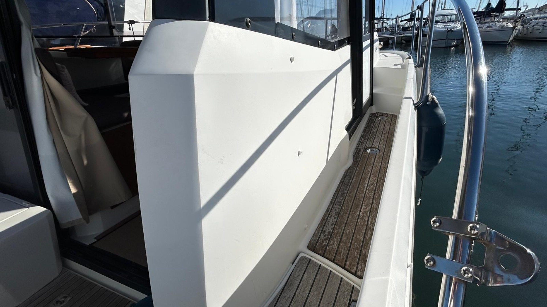 JEANNEAU - MERRY FISHER 855 à vendre