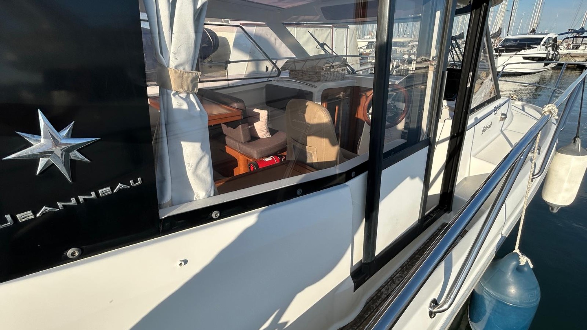 JEANNEAU - MERRY FISHER 855 à vendre