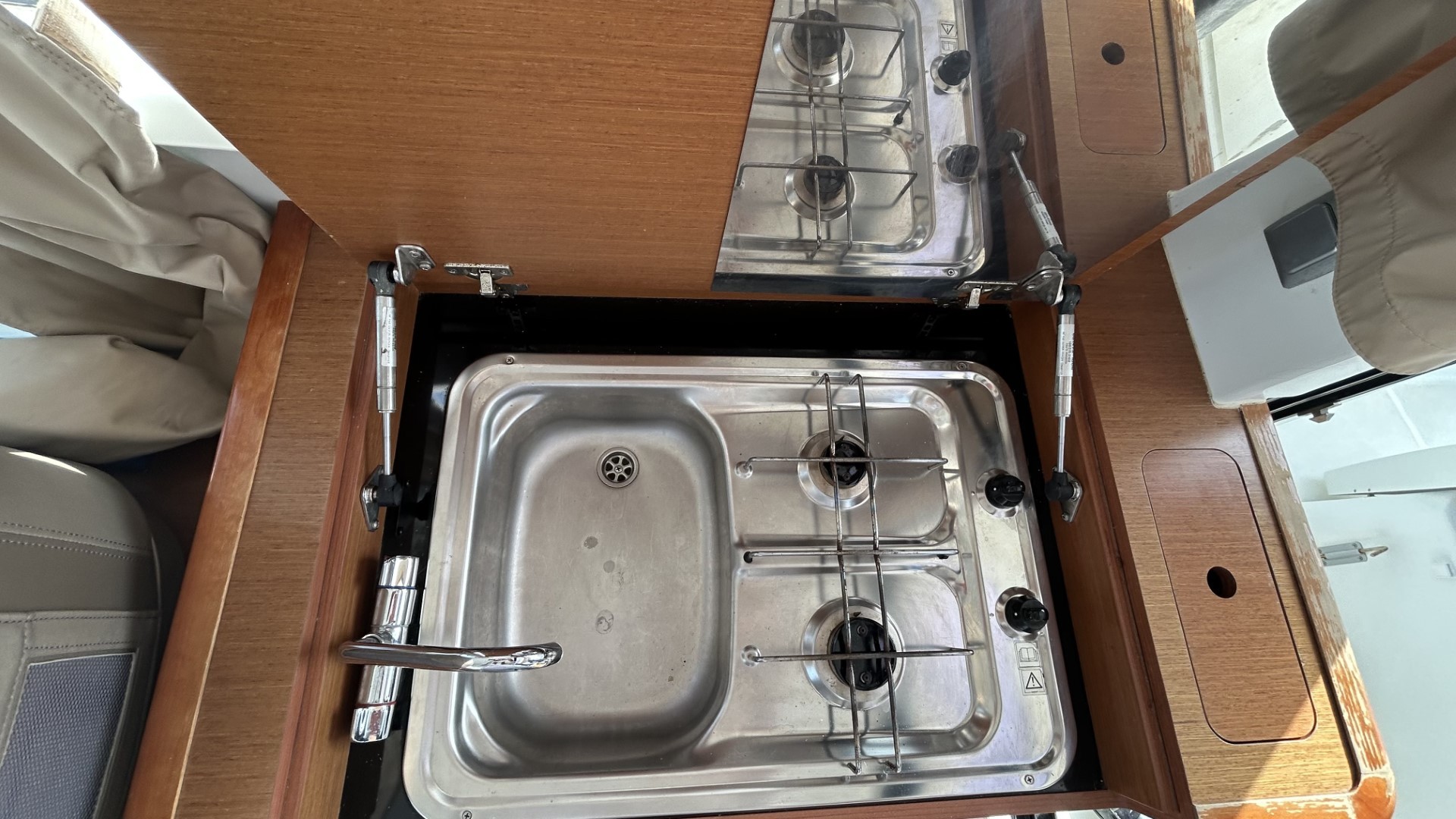 JEANNEAU - MERRY FISHER 855 à vendre