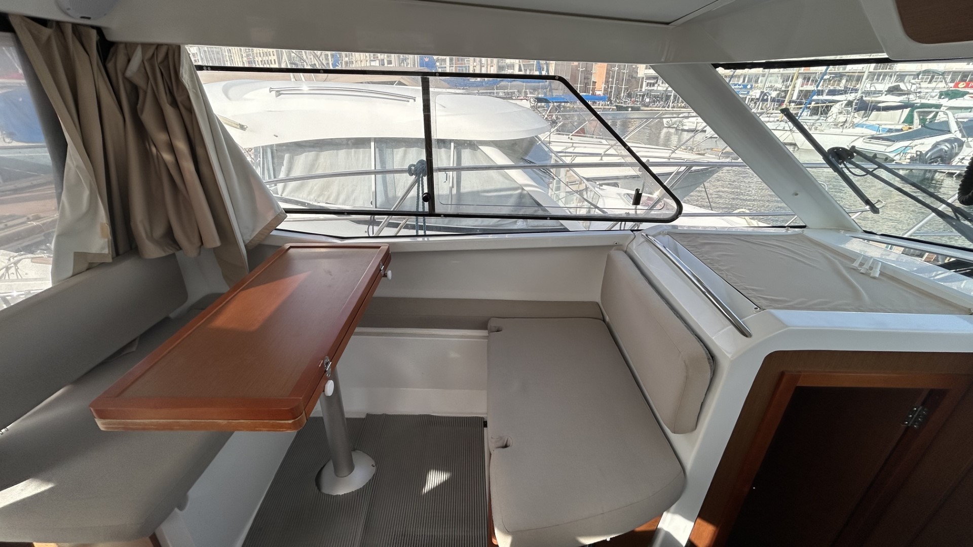 JEANNEAU - MERRY FISHER 855 à vendre