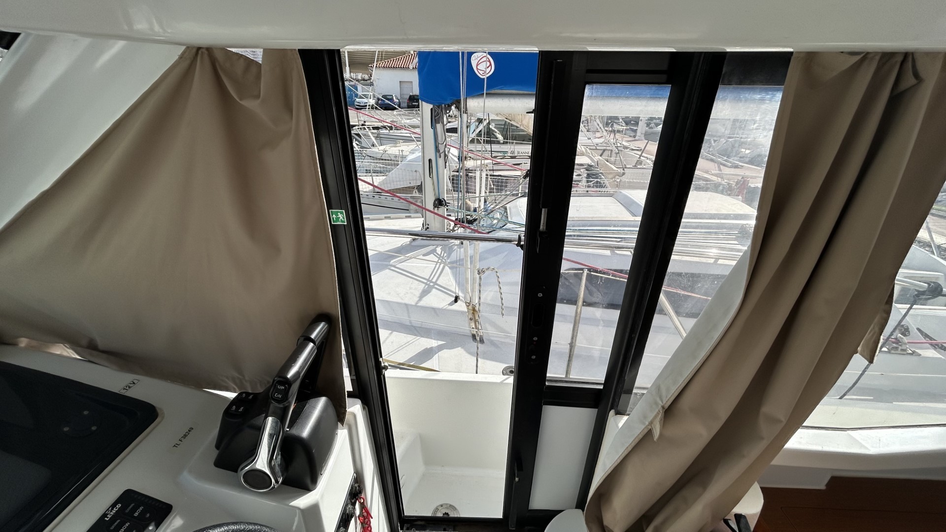 JEANNEAU - MERRY FISHER 855 à vendre
