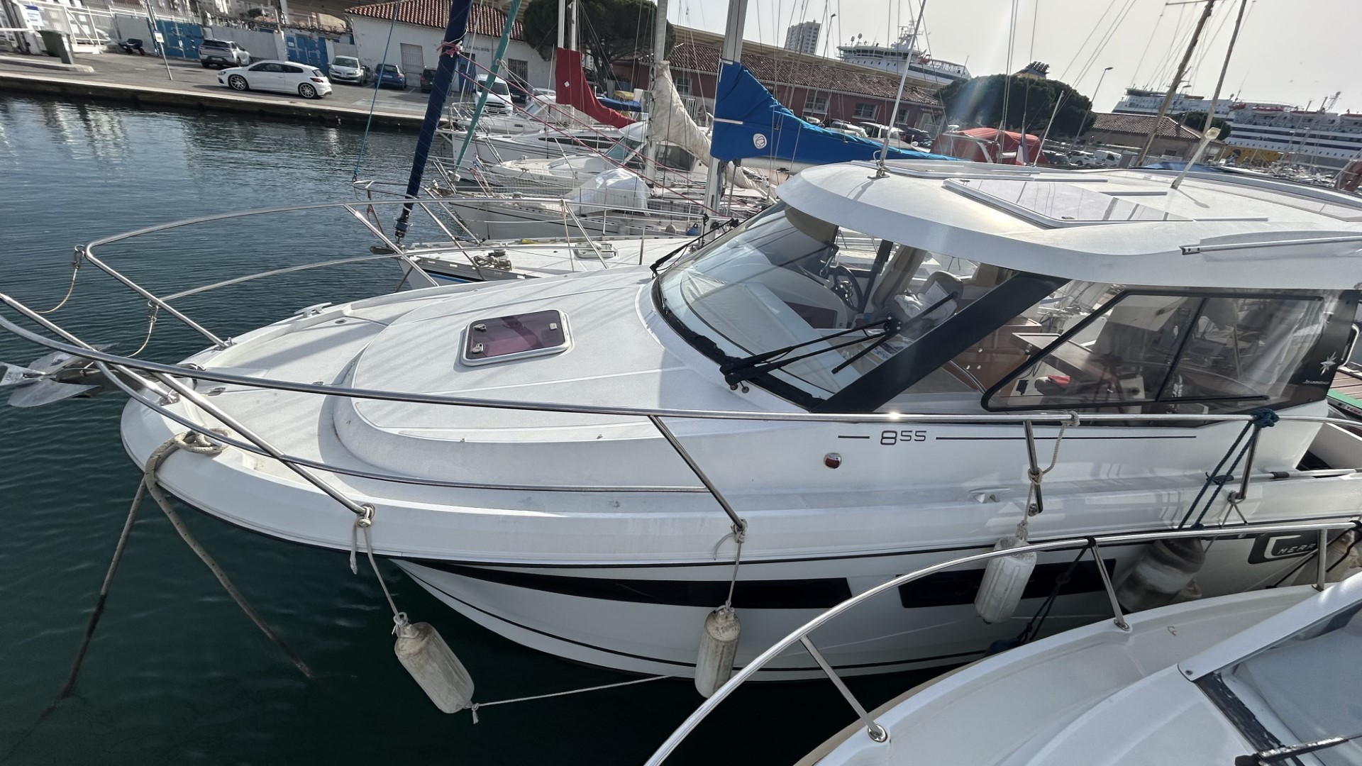 JEANNEAU - MERRY FISHER 855 à vendre
