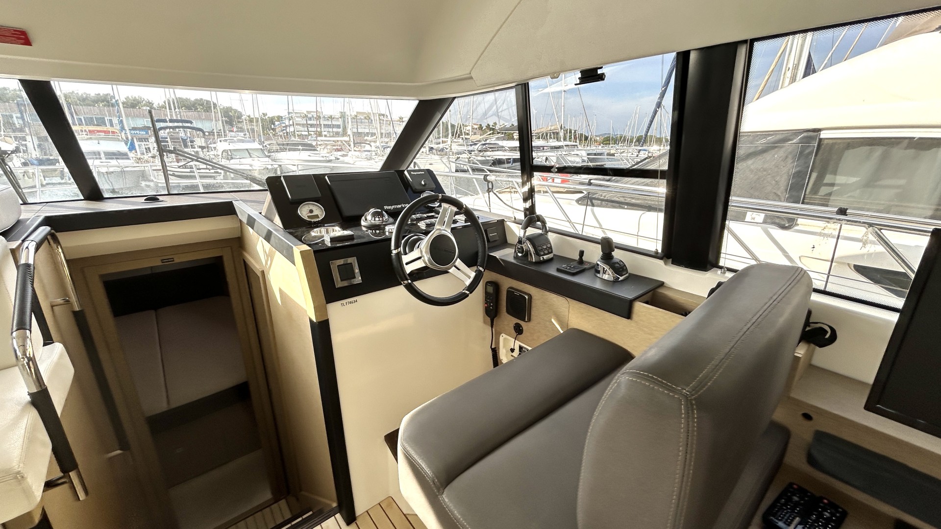 JEANNEAU - PRESTIGE 420 FLY à vendre