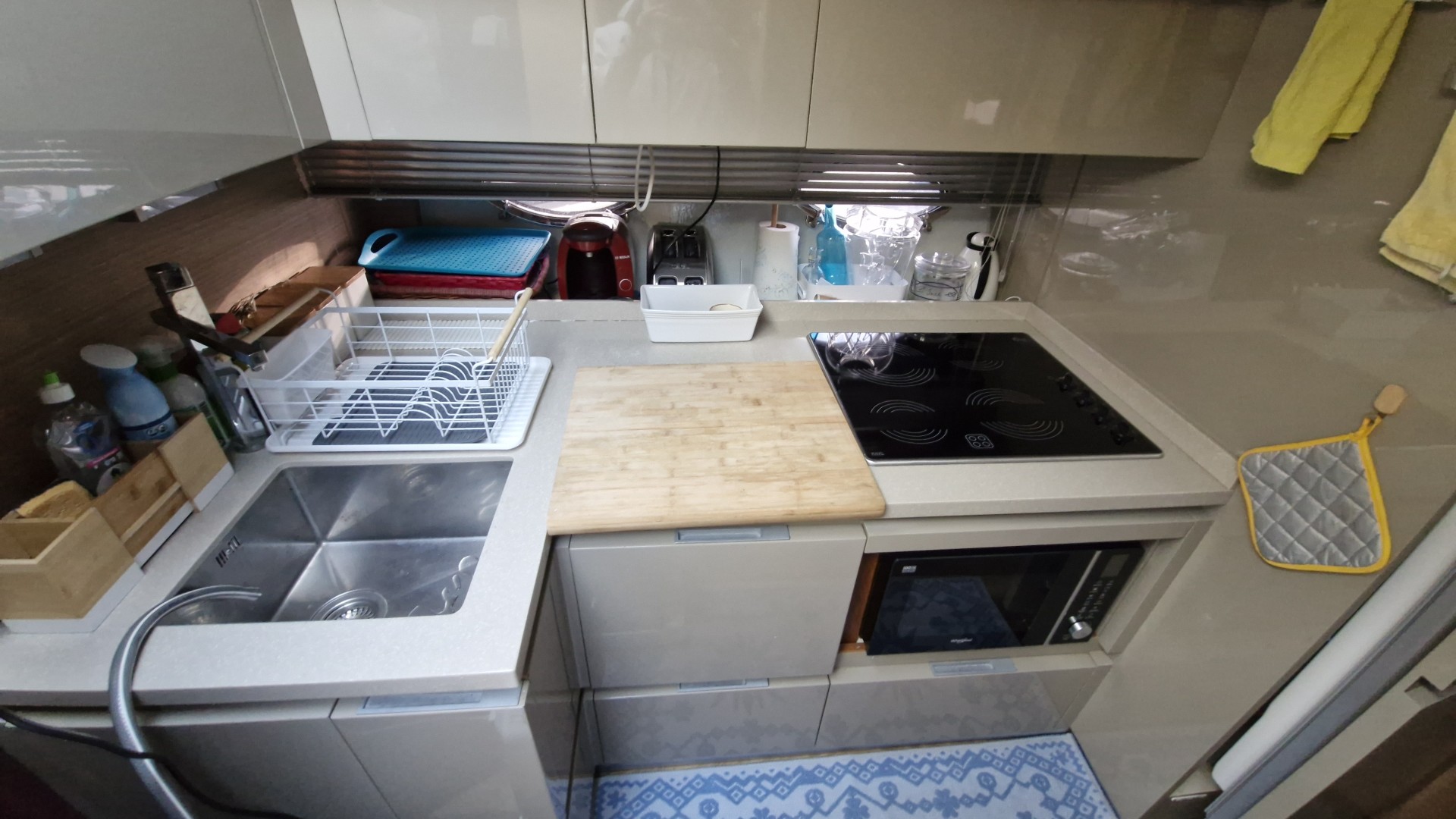 QUEENS - 54 à vendre