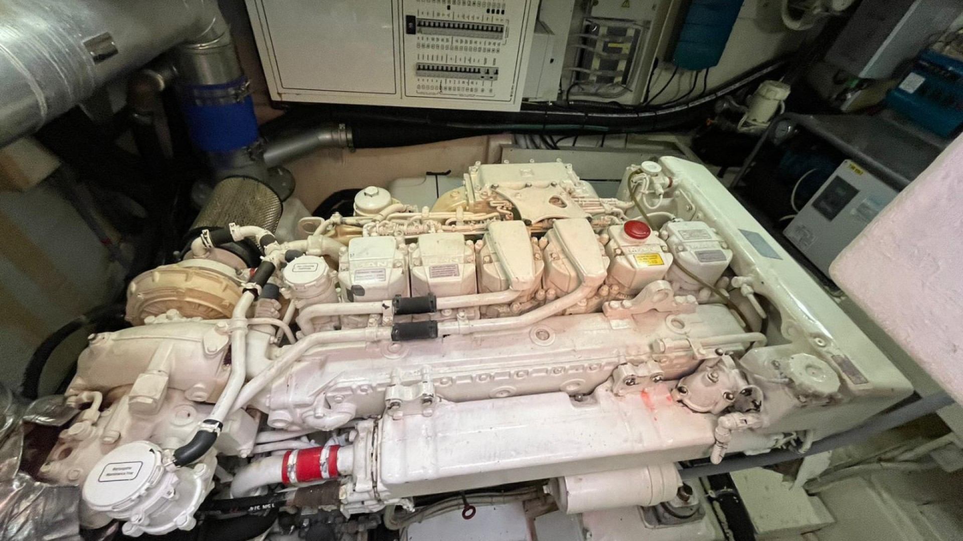 QUEENS - 54 à vendre