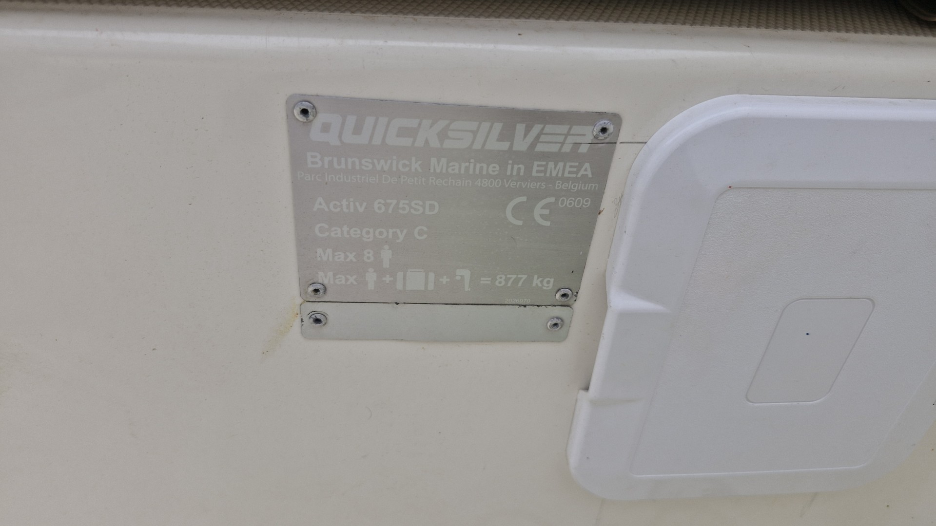 QUICKSILVER - ACTIV 675 SUNDECK à vendre
