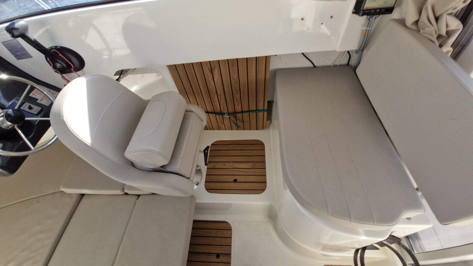 QUICKSILVER - 675 PH à vendre