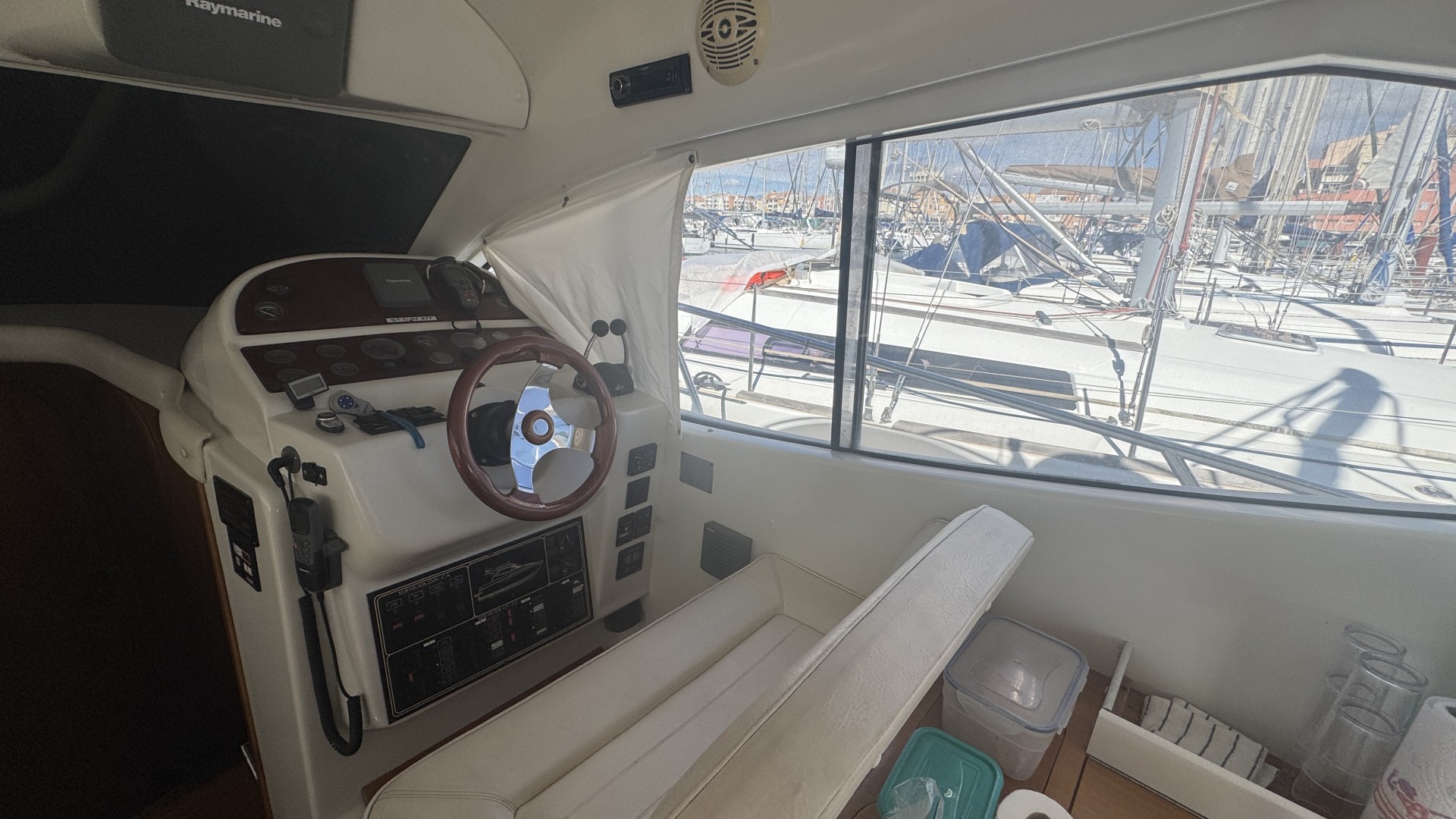 ST BOATS - 34 cruiser à vendre