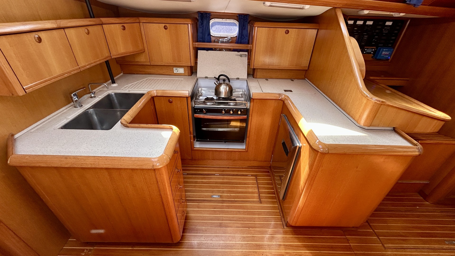 JEANNEAU - SUN ODYSSEY 52.2 à vendre