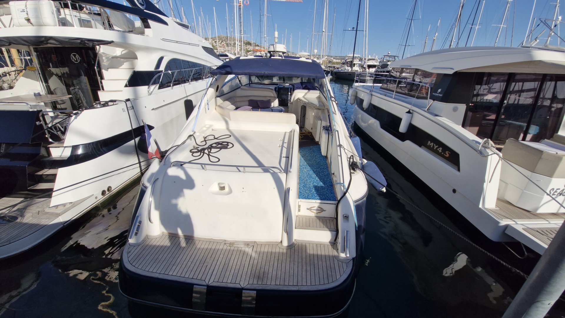SUNSEEKER - CAMARGUE 47 à vendre