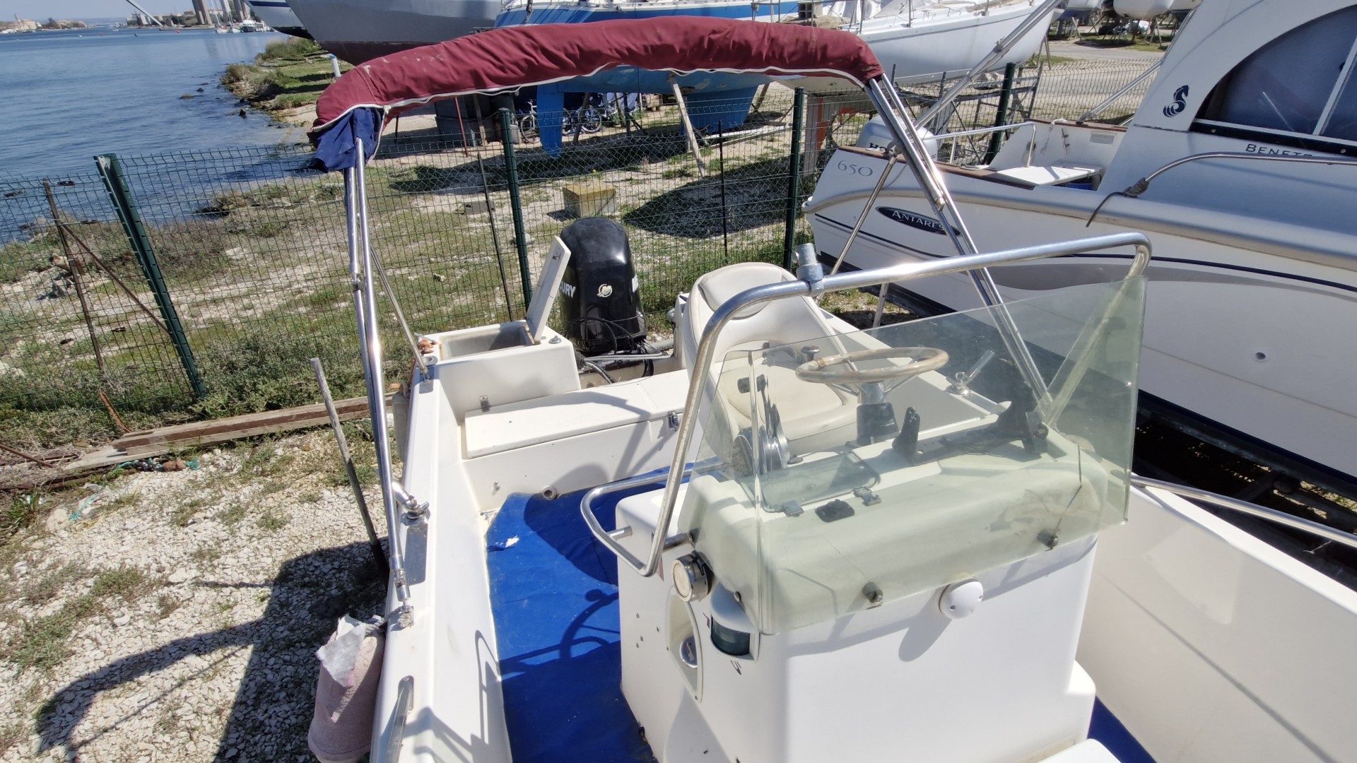 WHITE SHARK - 175 à vendre