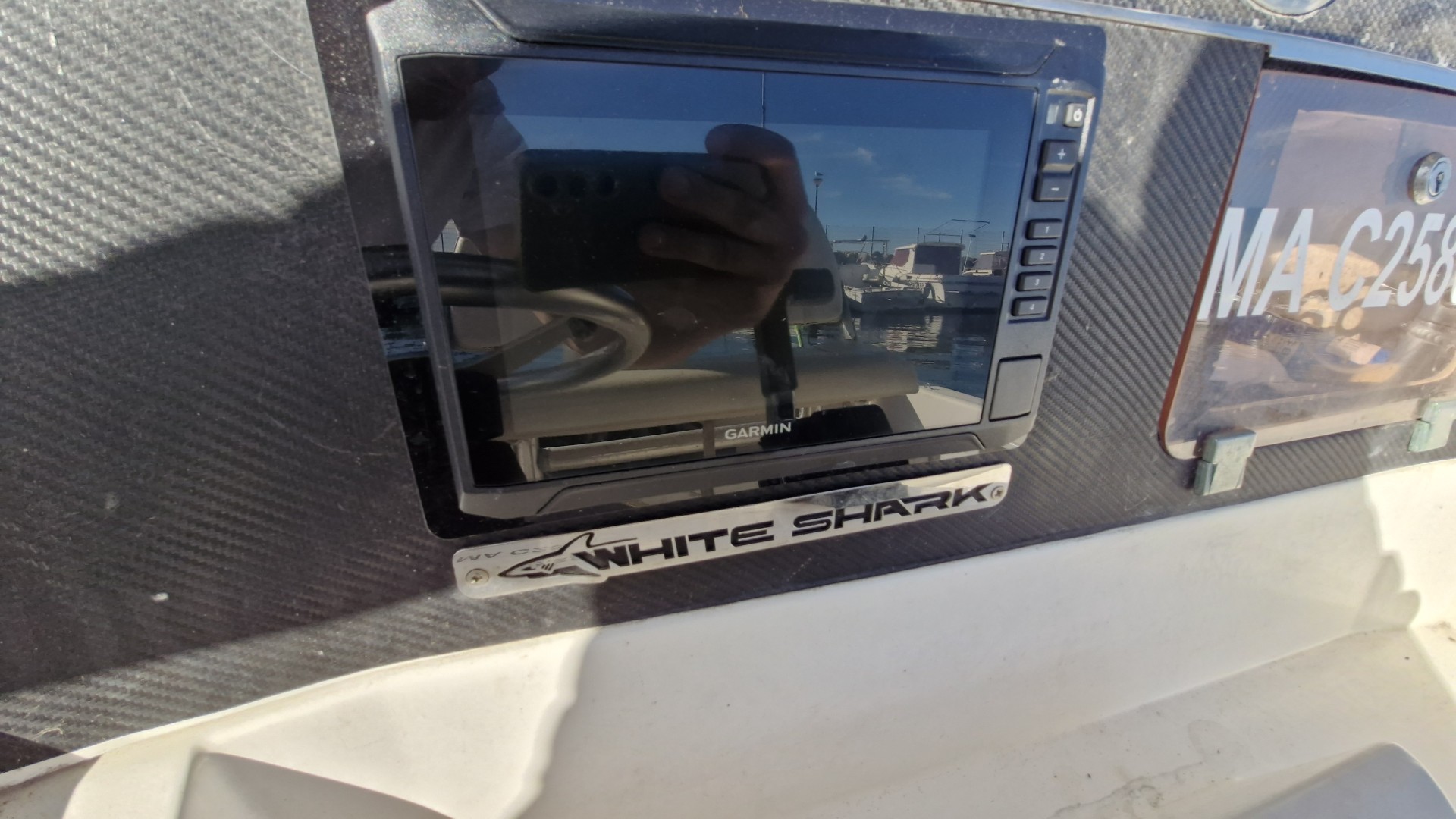 WHITE SHARK - 205 à vendre