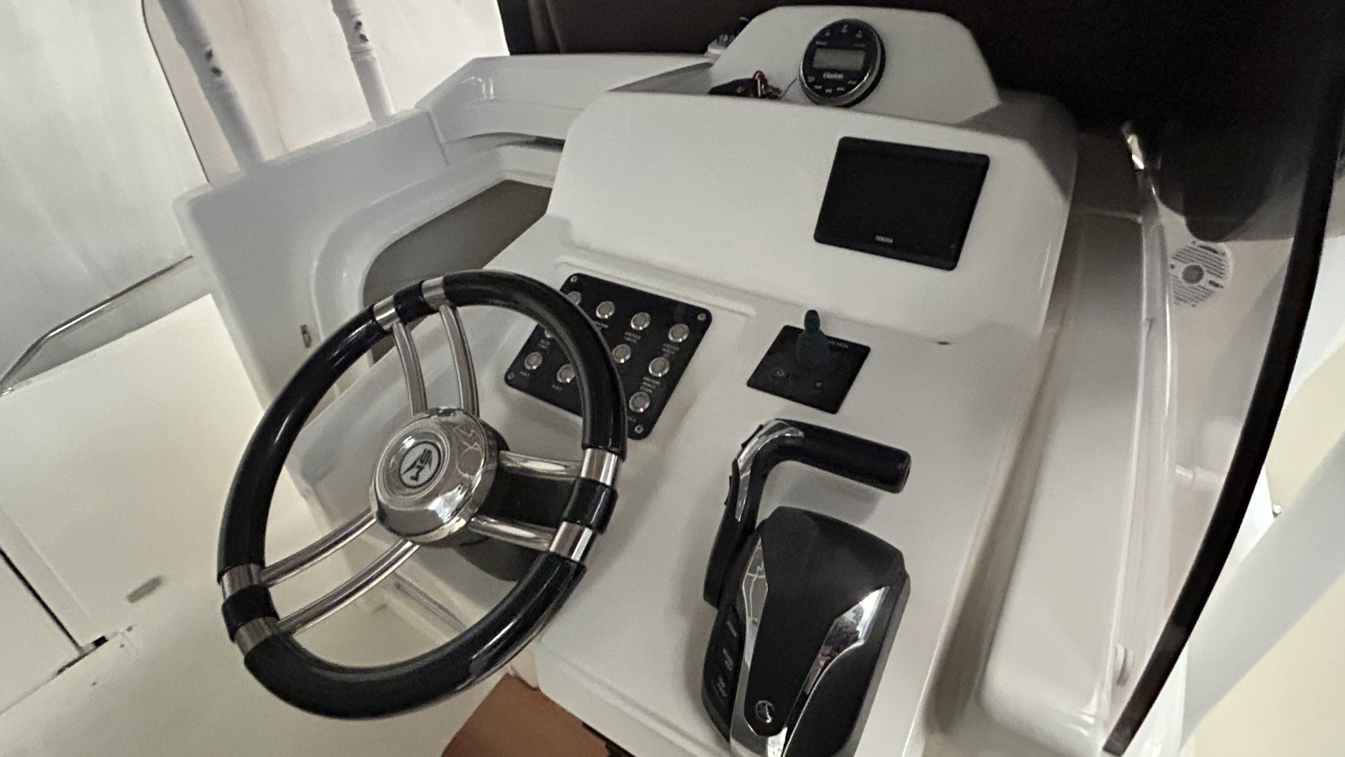 WHITE SHARK - 280 CC EVO à vendre
