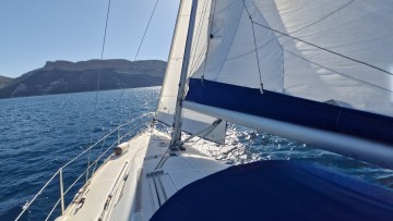 BENETEAU - OCEANIS 323 à vendre